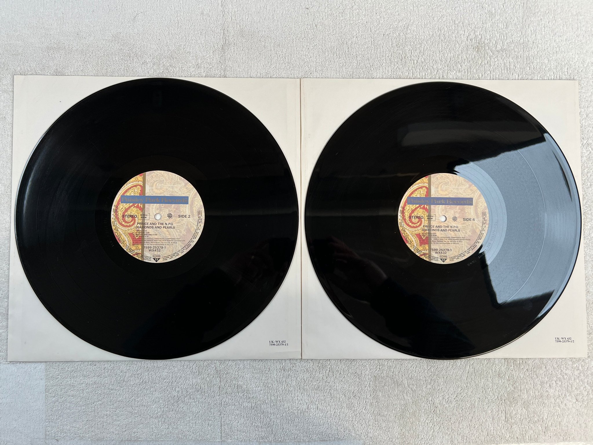 Omslagsbild för skivan PRINCE diamonds and pearls 2xLP -91 Ger PAISLEY PARK 7599-25379-1