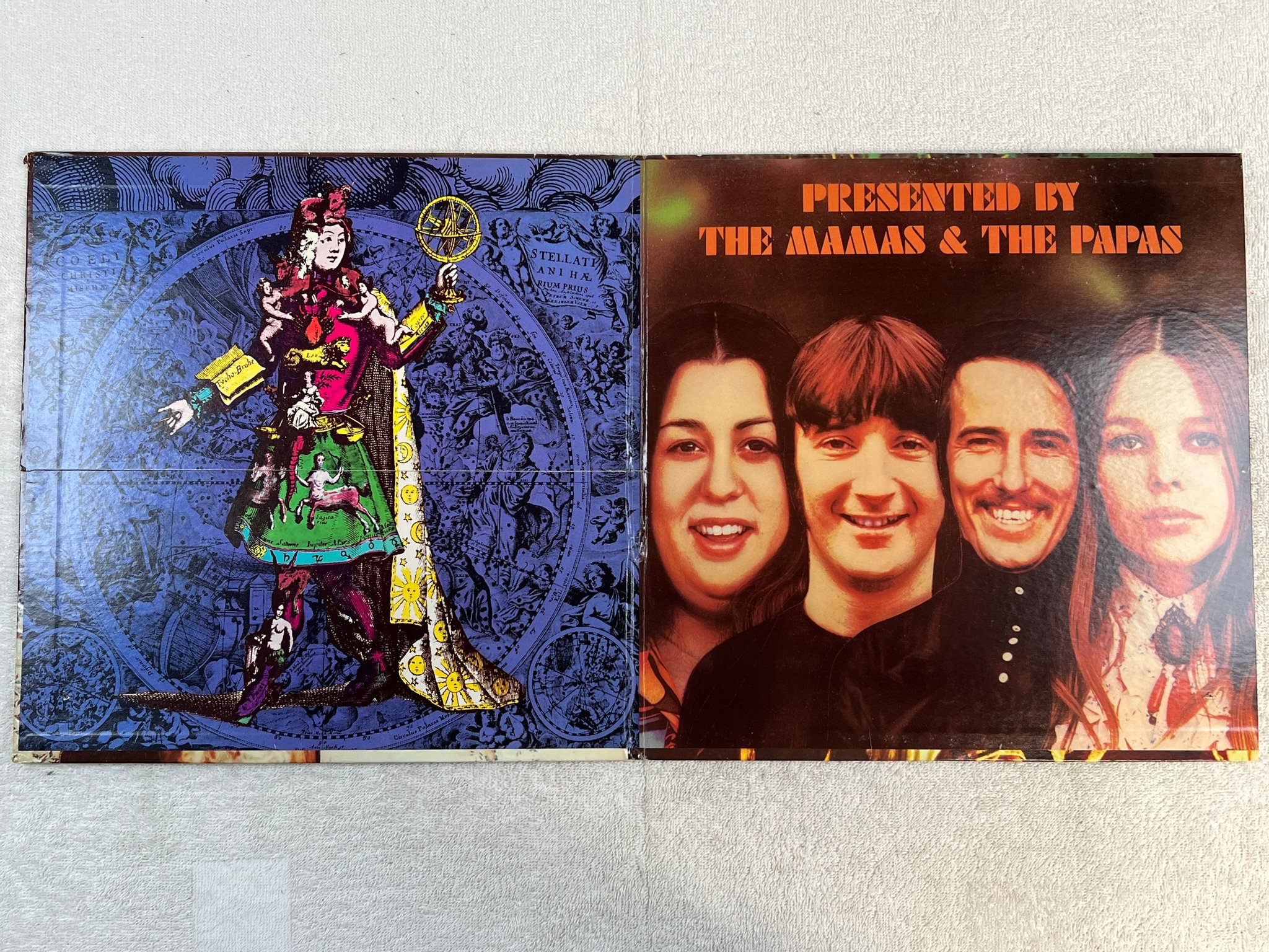 Omslagsbild för skivan THE MAMAS & THE PAPAS presented by LP US DUNHILL DS-50031