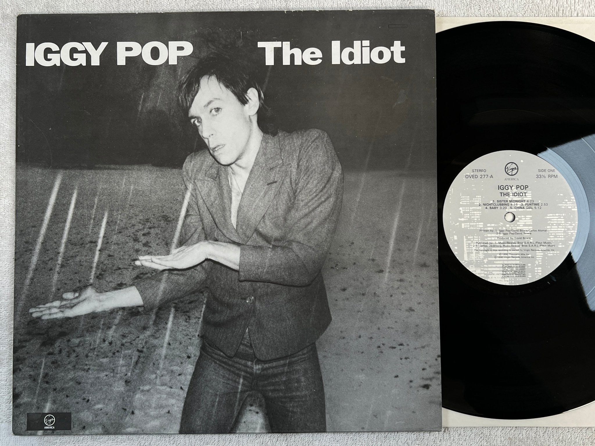 Omslagsbild för skivan IGGY POP the idiot LP re -90 VIRGIN OVED 277