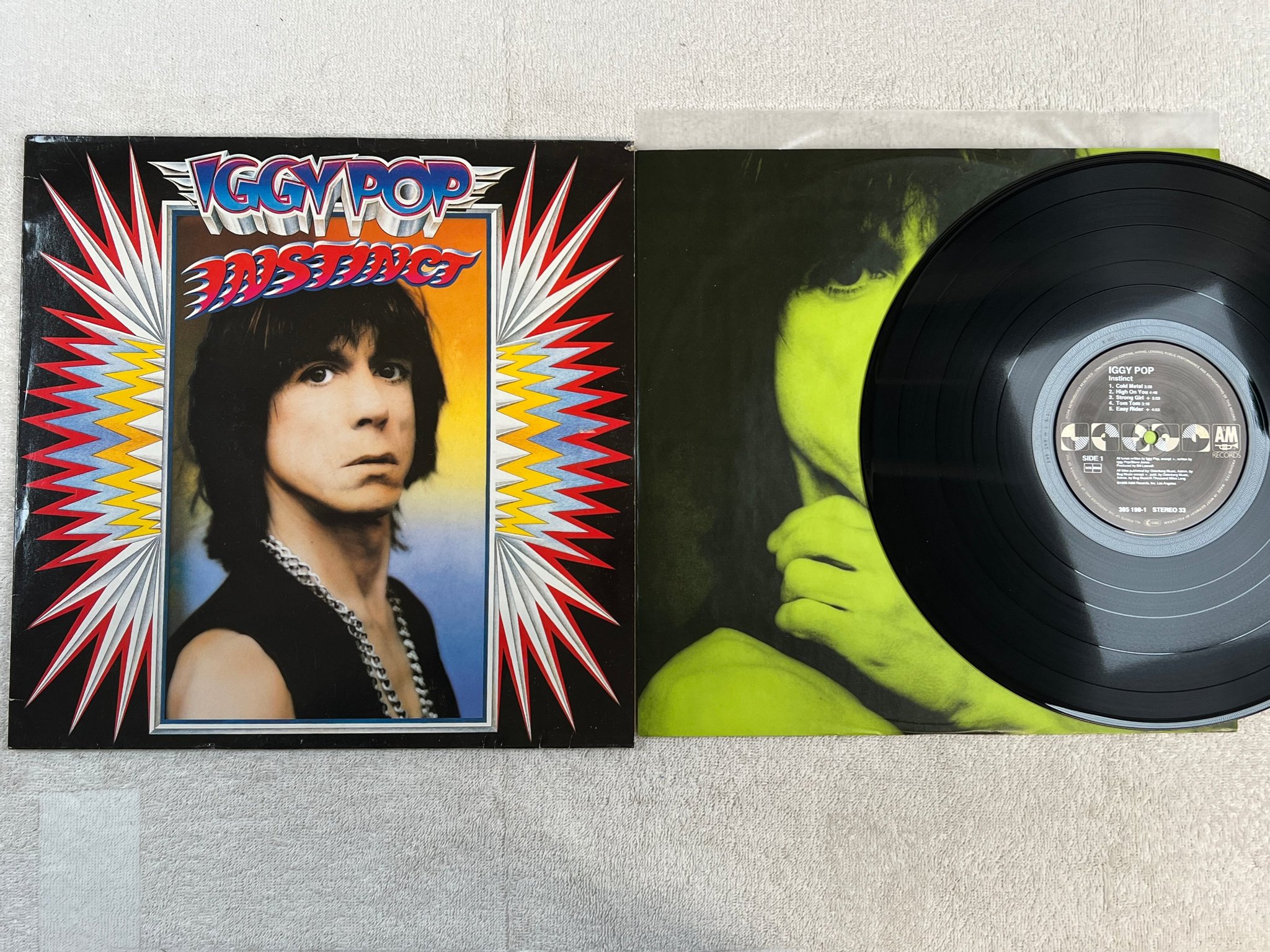 Omslagsbild för skivan IGGY POP instinct LP -88 Ger A&M 395 198-1