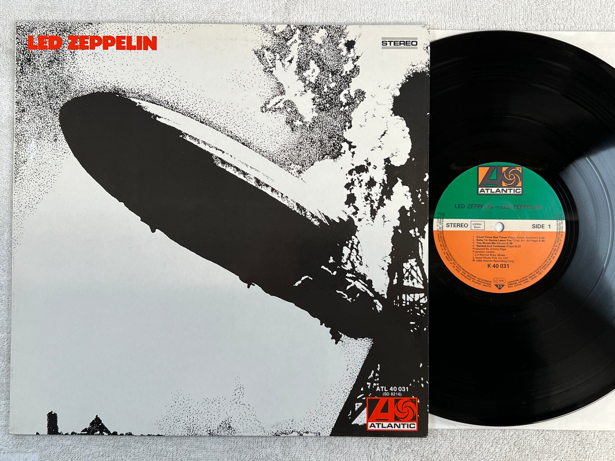 Omslagsbild för skivan LED ZEPPELIN s/t LP Ger ATLANTIC K 40031
