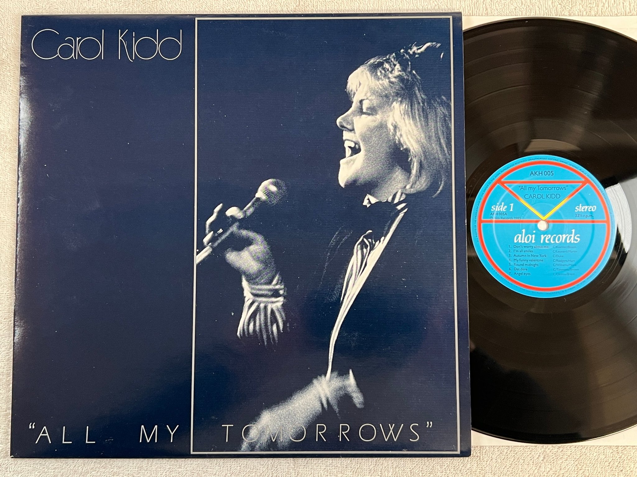 Omslagsbild för skivan CAROL KIDD all my tomorrows LP -85 UK ALOI AKH005 jazz