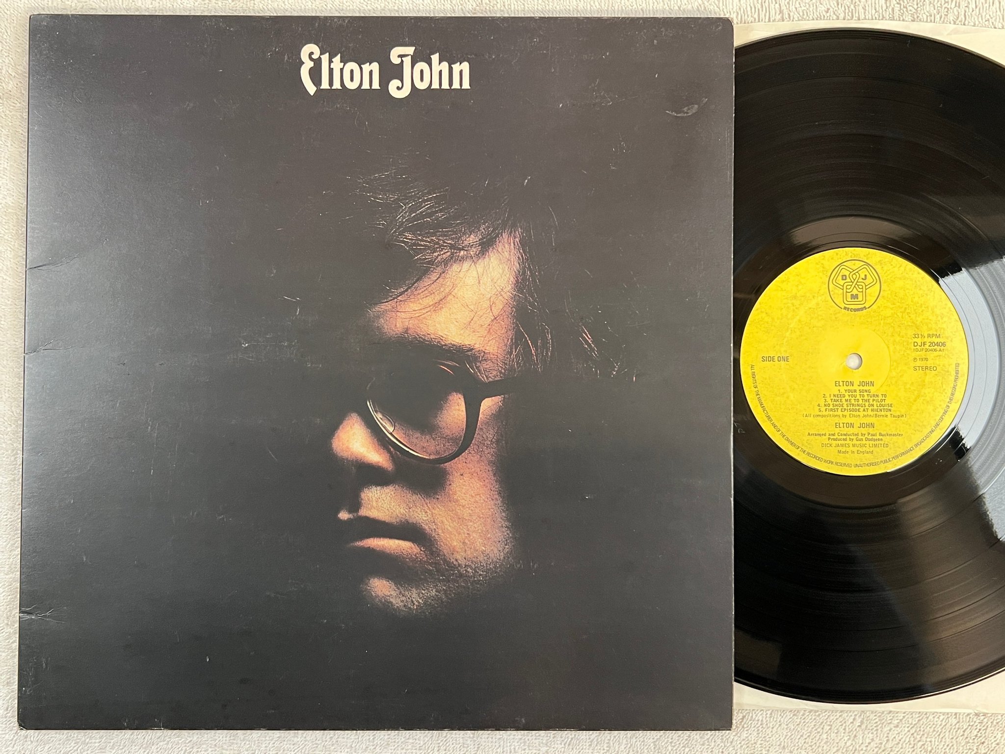 Omslagsbild för skivan ELTON JOHN s/t LP -70 UK DJM DJF 20406