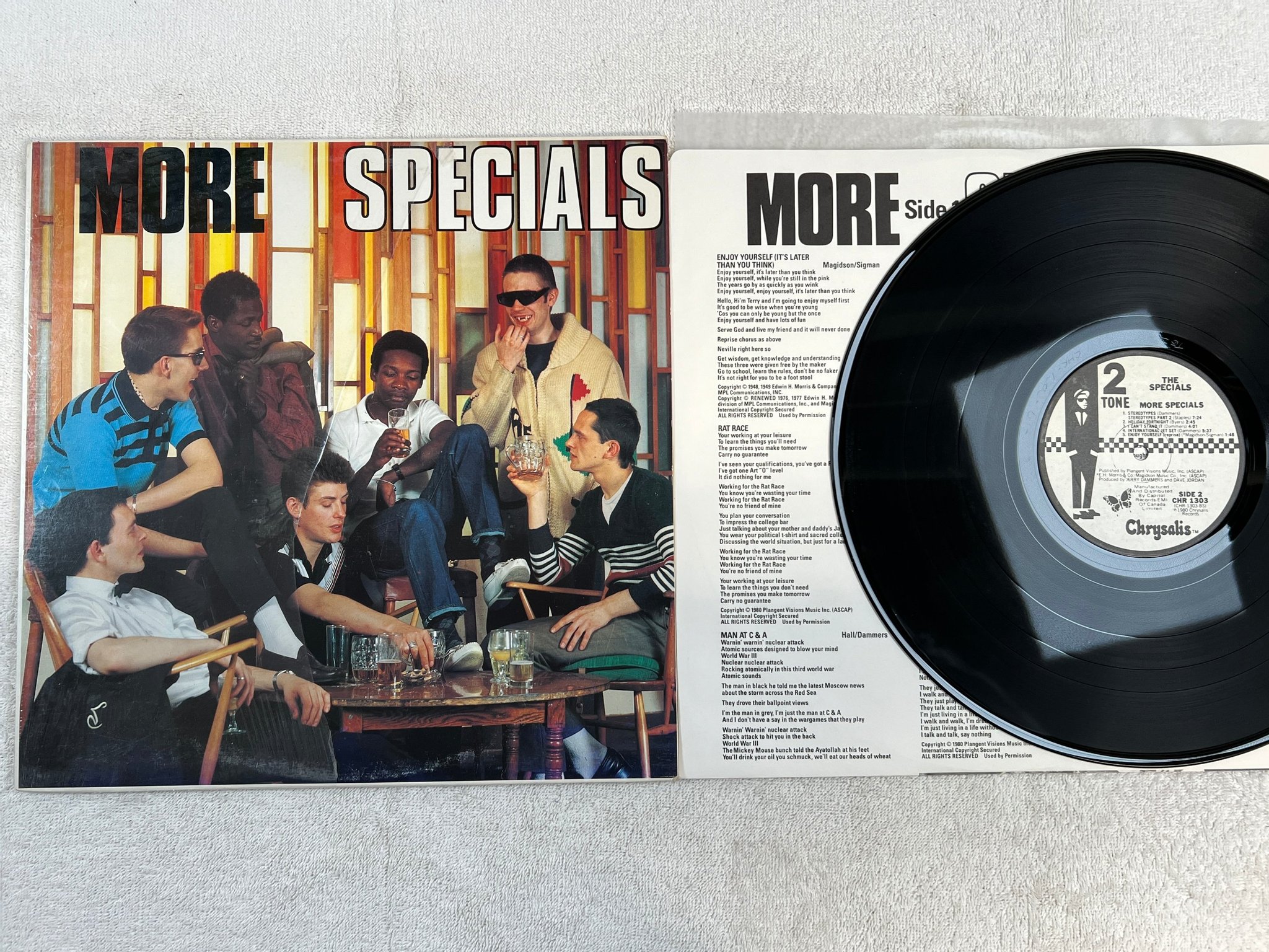 Omslagsbild för skivan THE SPECIALS more specials LP -80 Can CHRYSALIS CHR 1303