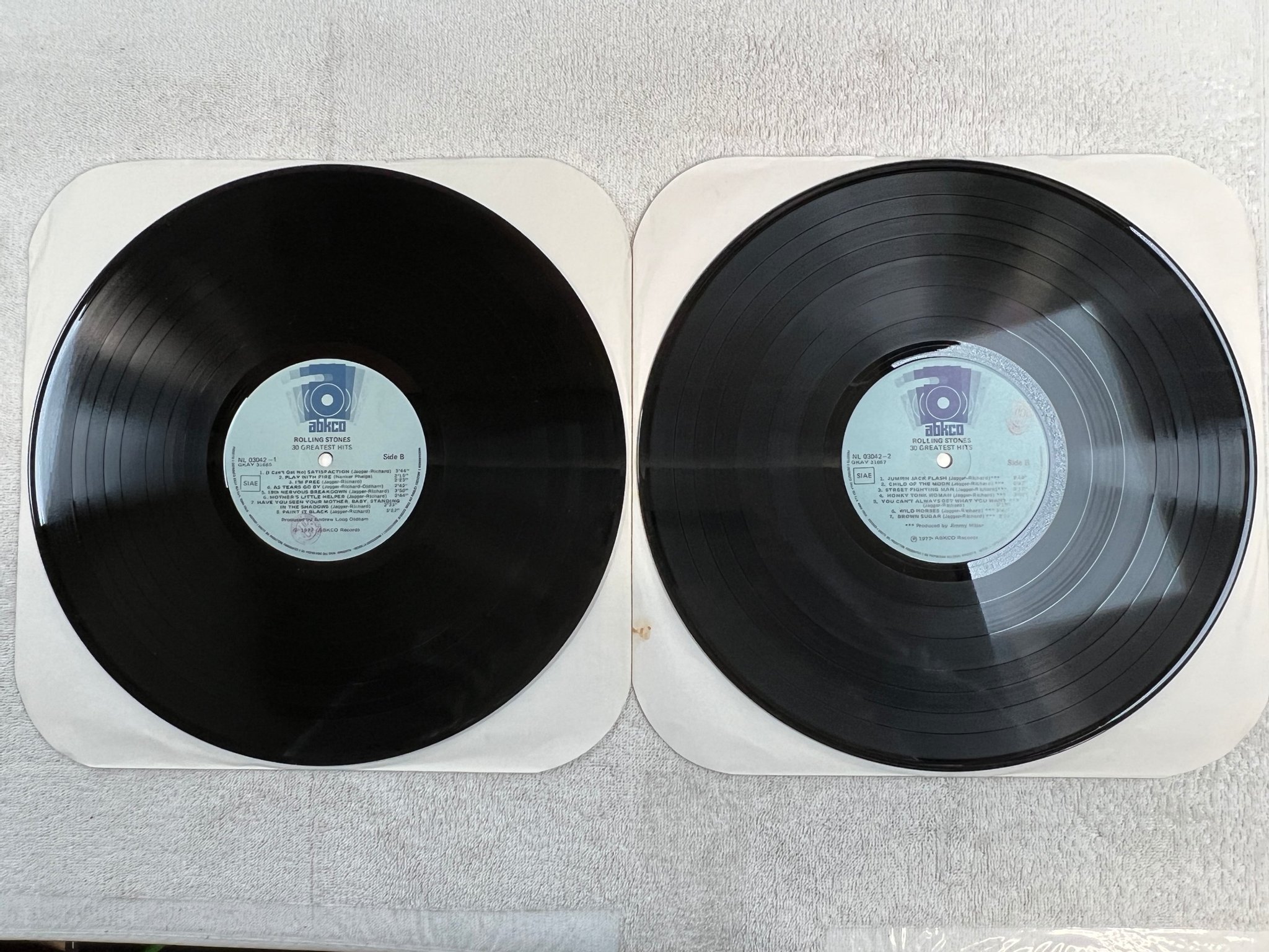 Omslagsbild för skivan ROLLING STONES 30 greatest hits 2xLP -77 Its ABKCO NL 03042