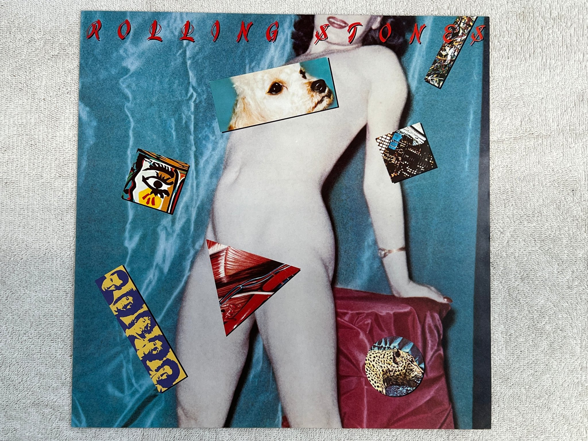 Omslagsbild för skivan ROLLING STONES undercover LP -83 Ger 1A 064-1654361