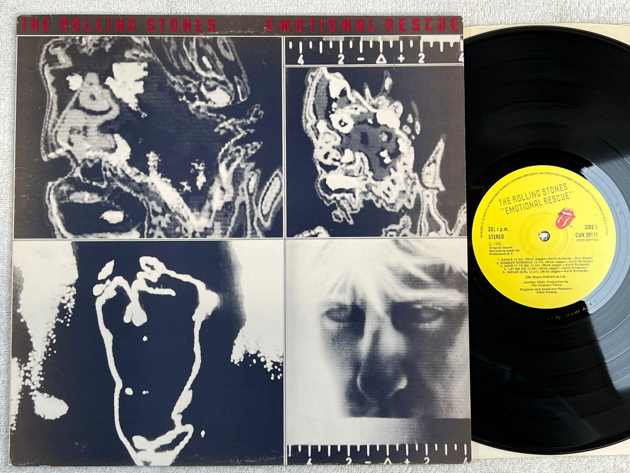 Omslagsbild för skivan ROLLING STONES emotional rescue  LP -80 UK CUN 39111