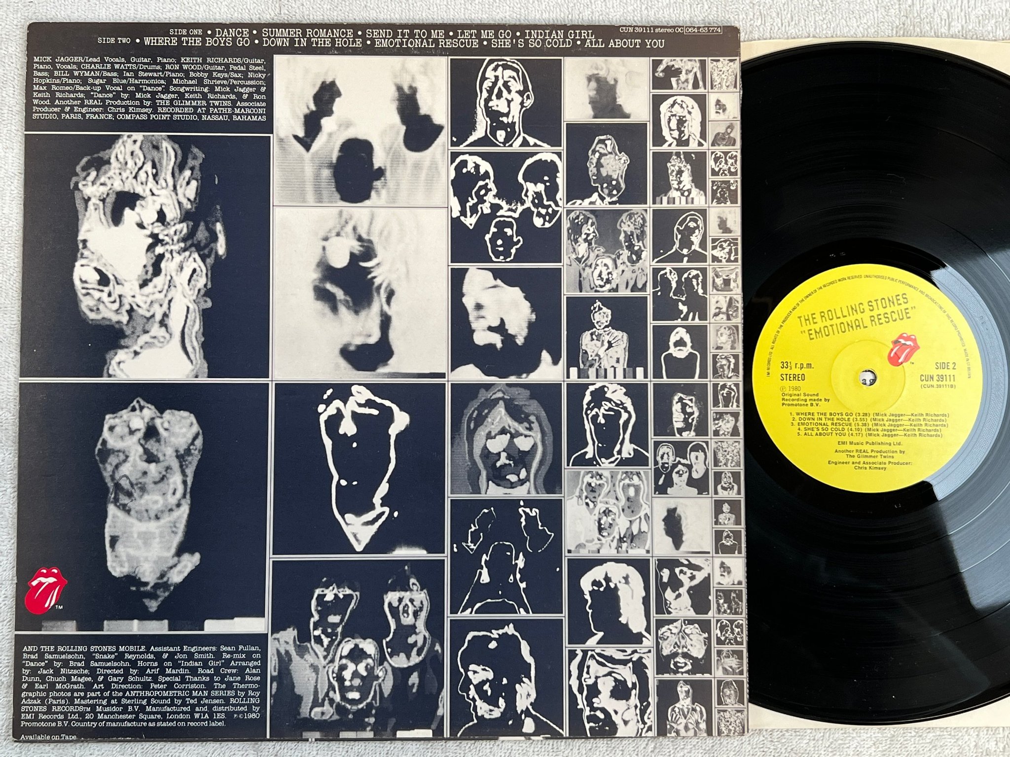Omslagsbild för skivan ROLLING STONES emotional rescue  LP -80 UK CUN 39111