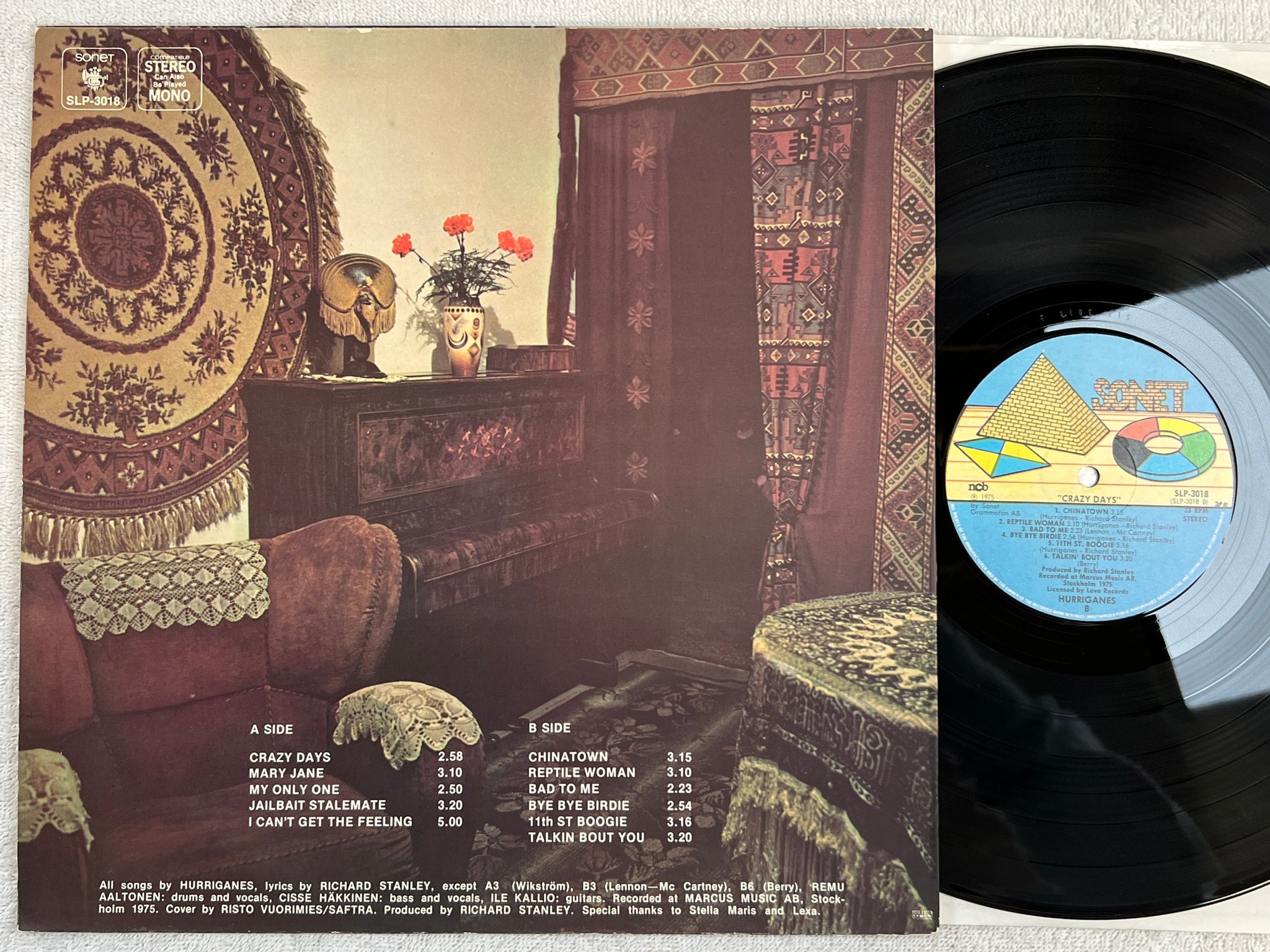 Omslagsbild för skivan HURRIGANES crazy days LP -75 ncb SONET SLP 3018