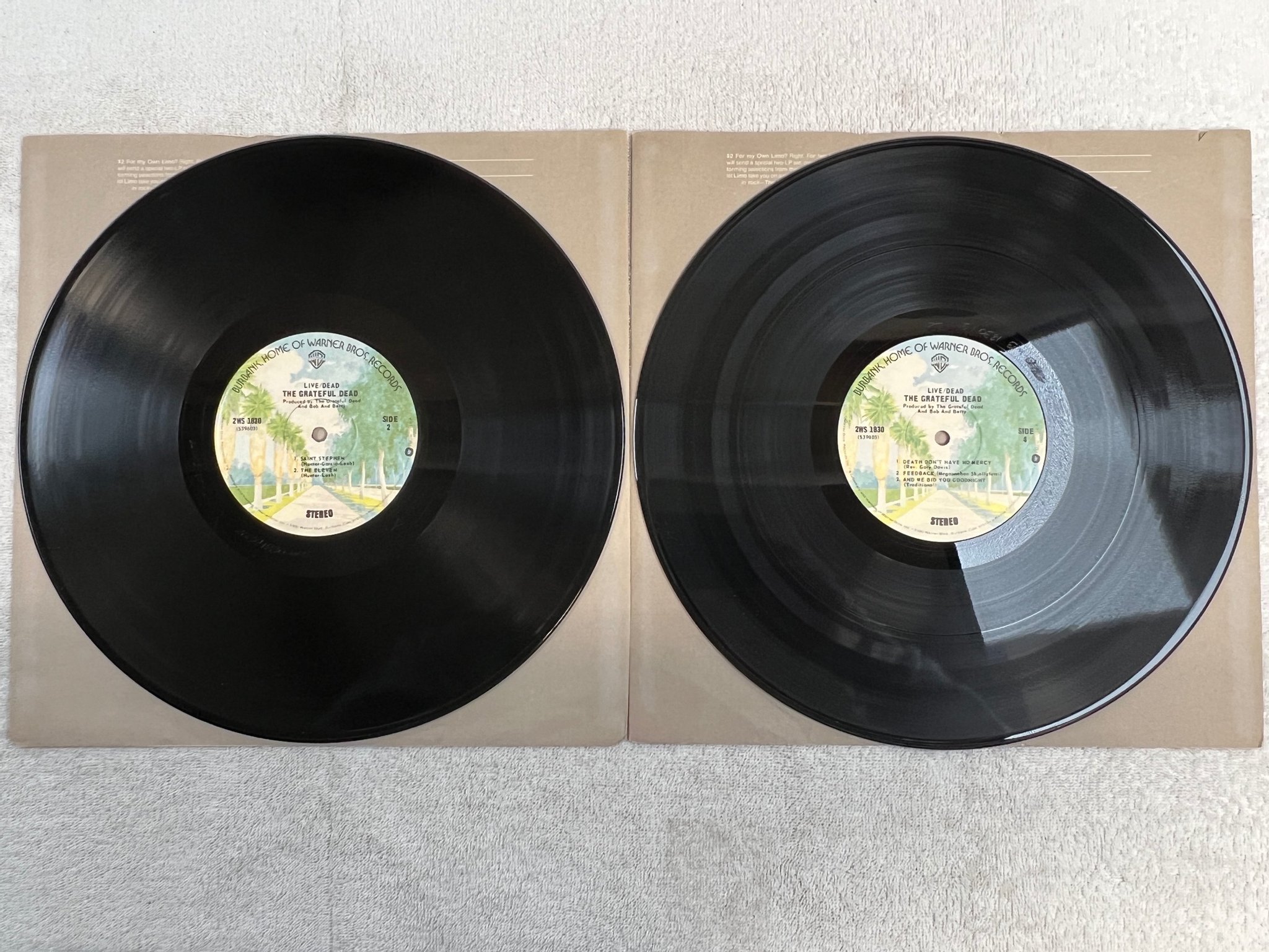 Omslagsbild för skivan GRATEFUL DEAD live / dead LP US WARNER BROS 2WS 1830