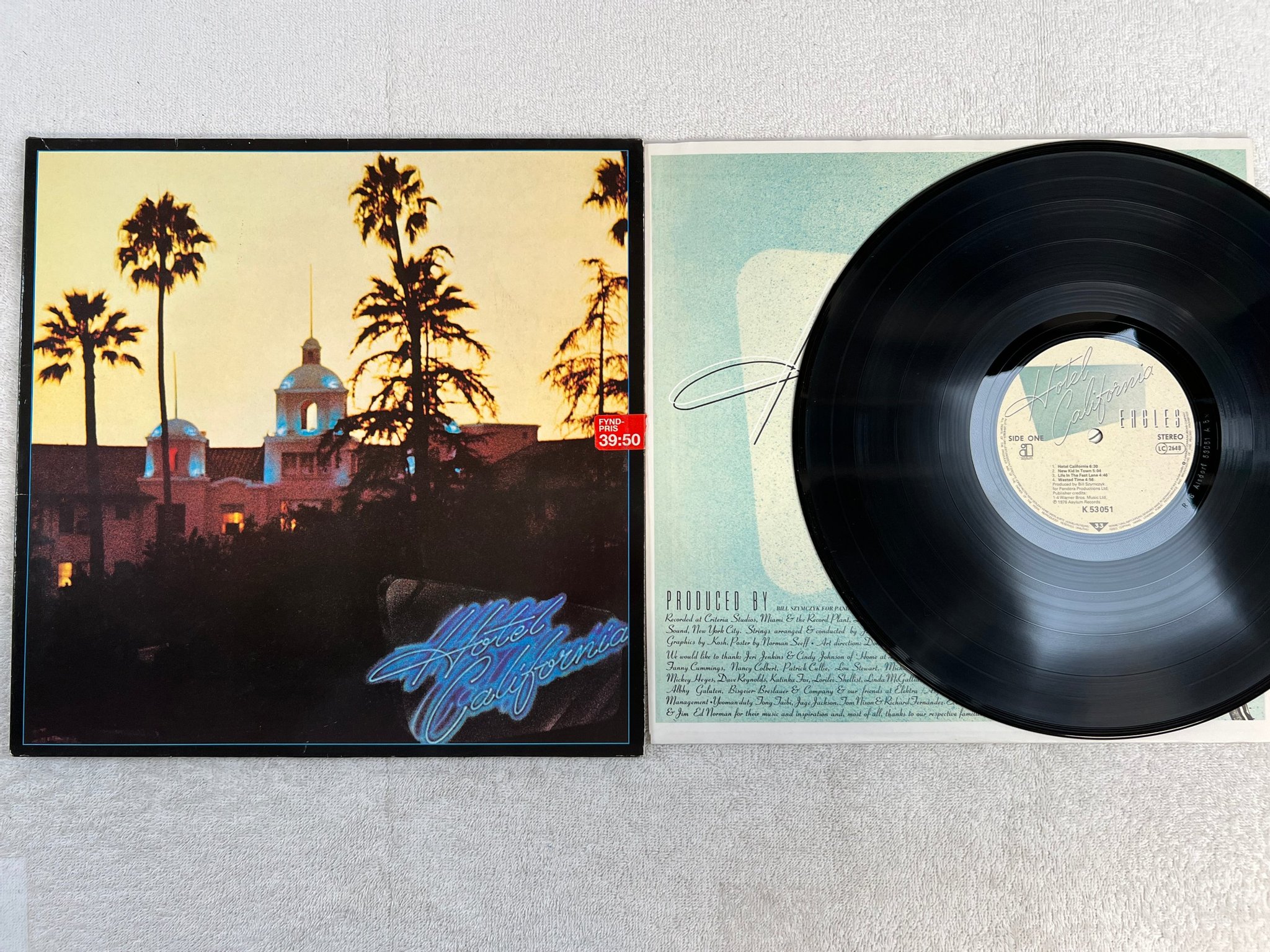 Omslagsbild för skivan EAGLES hotel california LP  Ger ASYLUM K 53051