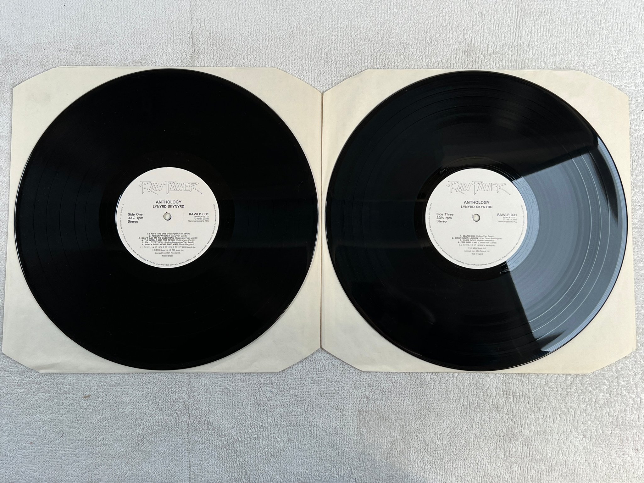 Omslagsbild för skivan LYNARD SKYNARD anthology 2xLP -87 UK RAW POWER RAWLP 031