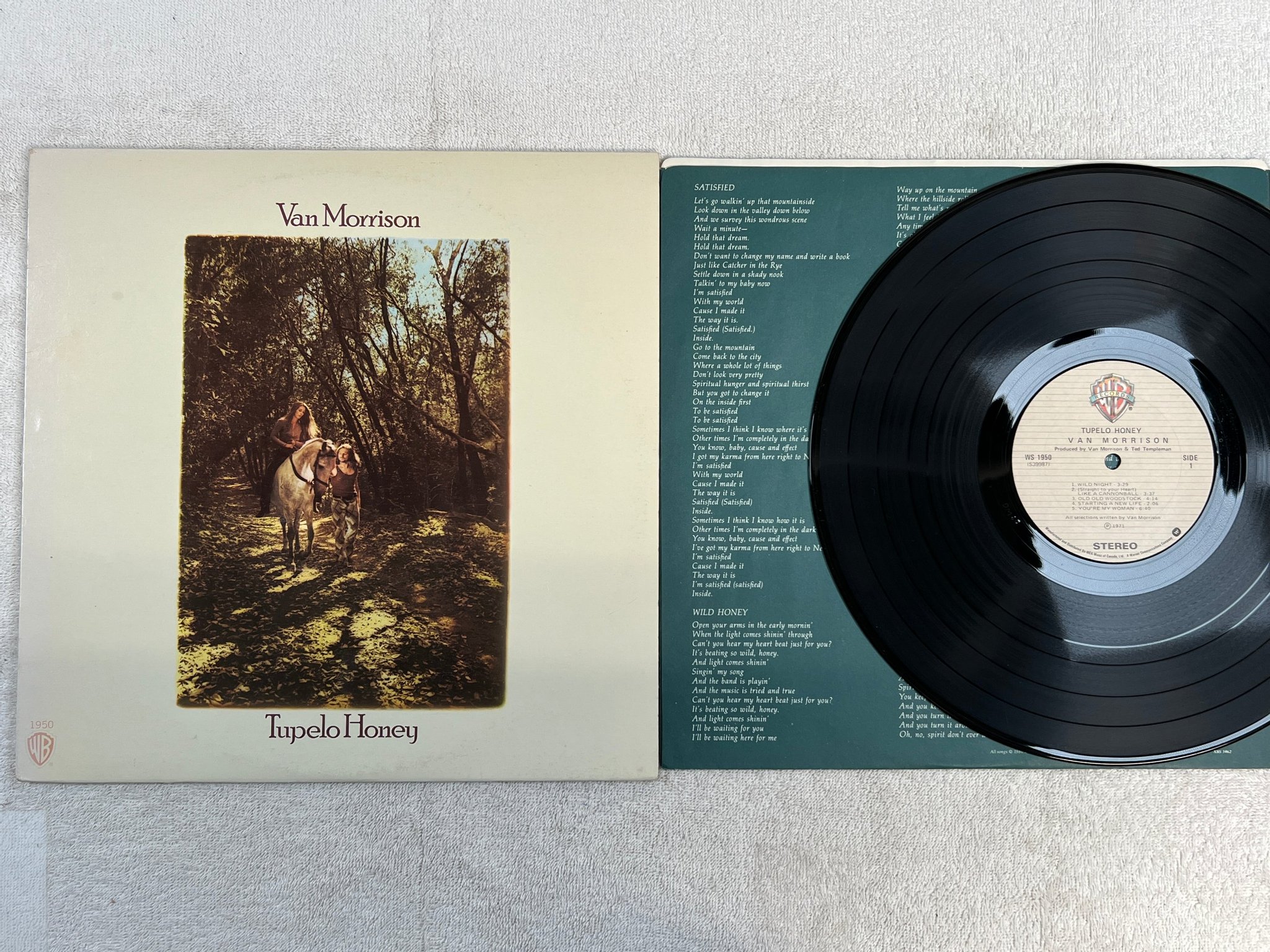 Omslagsbild för skivan VAN MORRISON tupelo honey LP re Can WARNER WS 1950