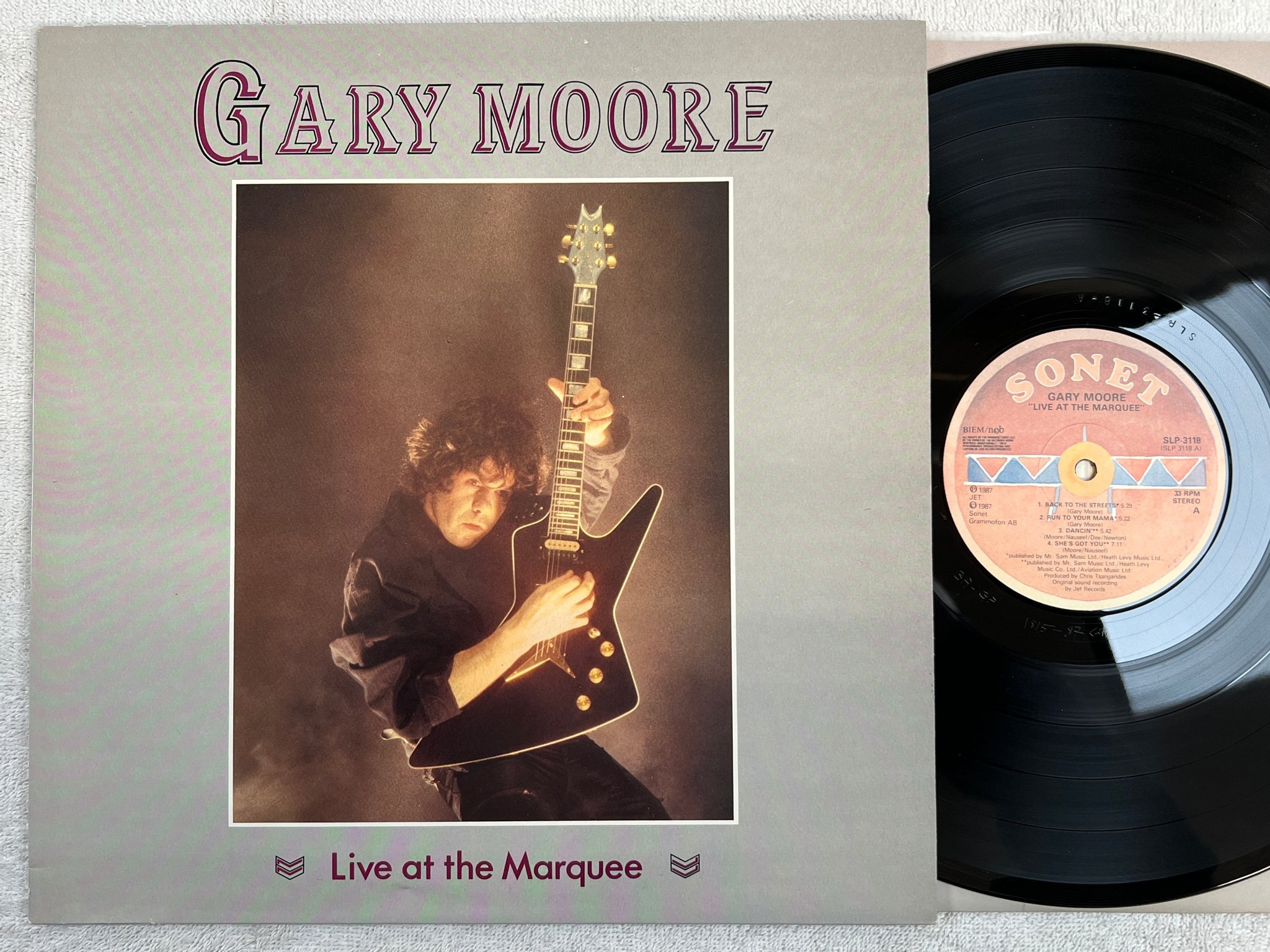 Omslagsbild för skivan GARY MOORE live at the marquee LP -87 ncb SONET SLP-3118