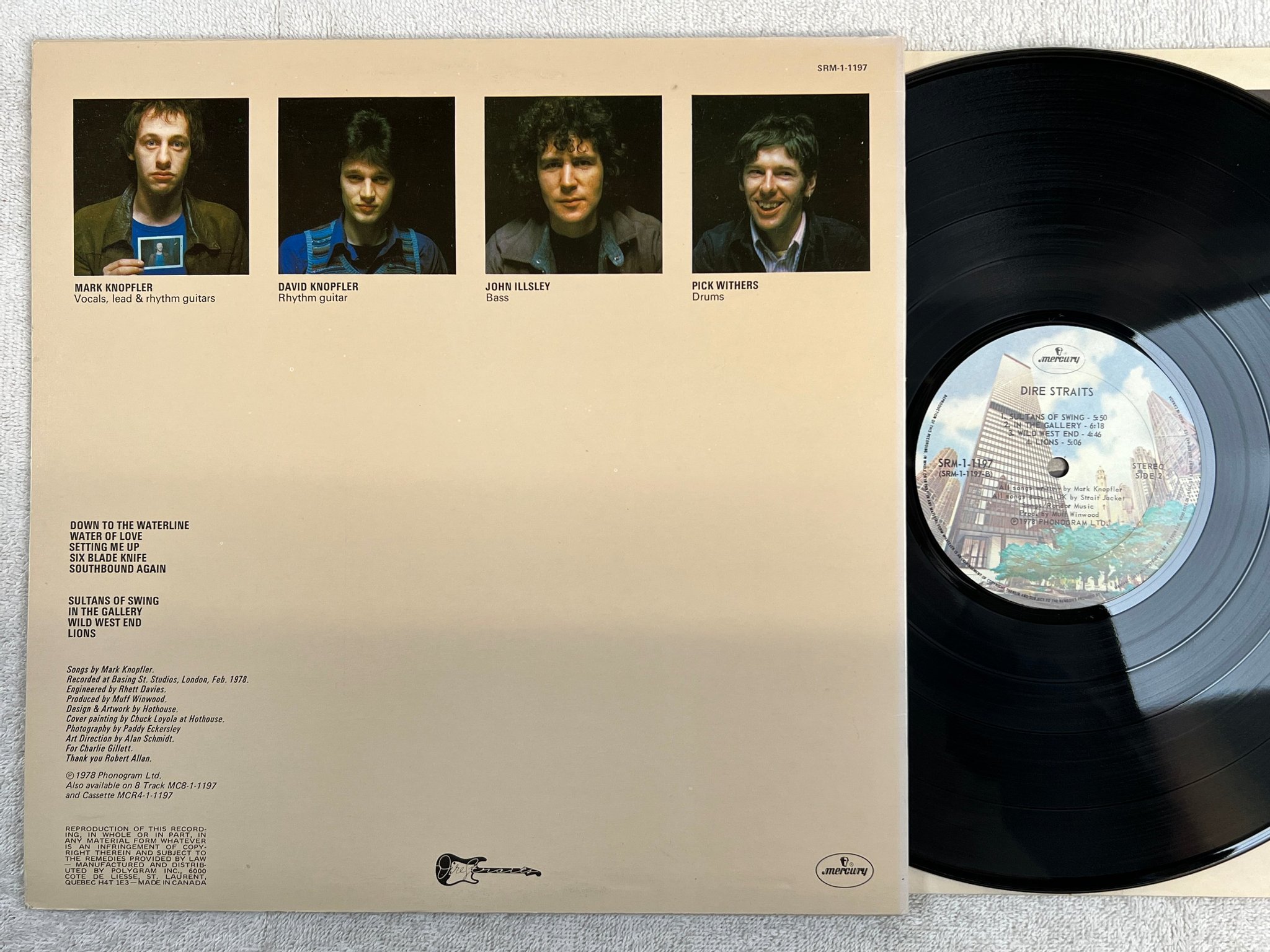 Omslagsbild för skivan DIRE STRAITS s/t LP -78 Can MERCURY SRM-1-1197 "sultans of swing"