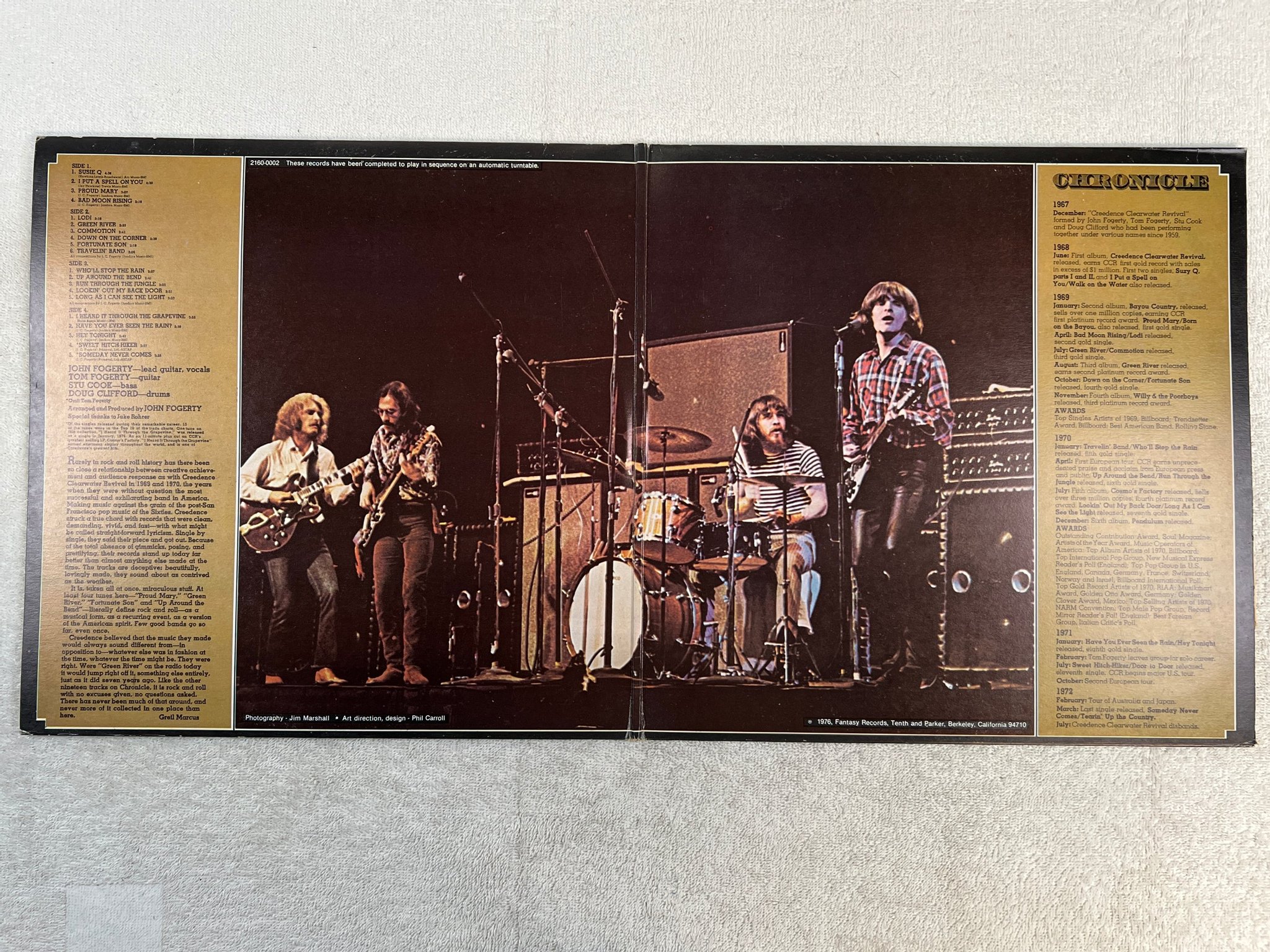 Omslagsbild för skivan CREEDENCE CLEARWATER REVIVAL chronicle 2xLP -76 FANTASY 2160-0002