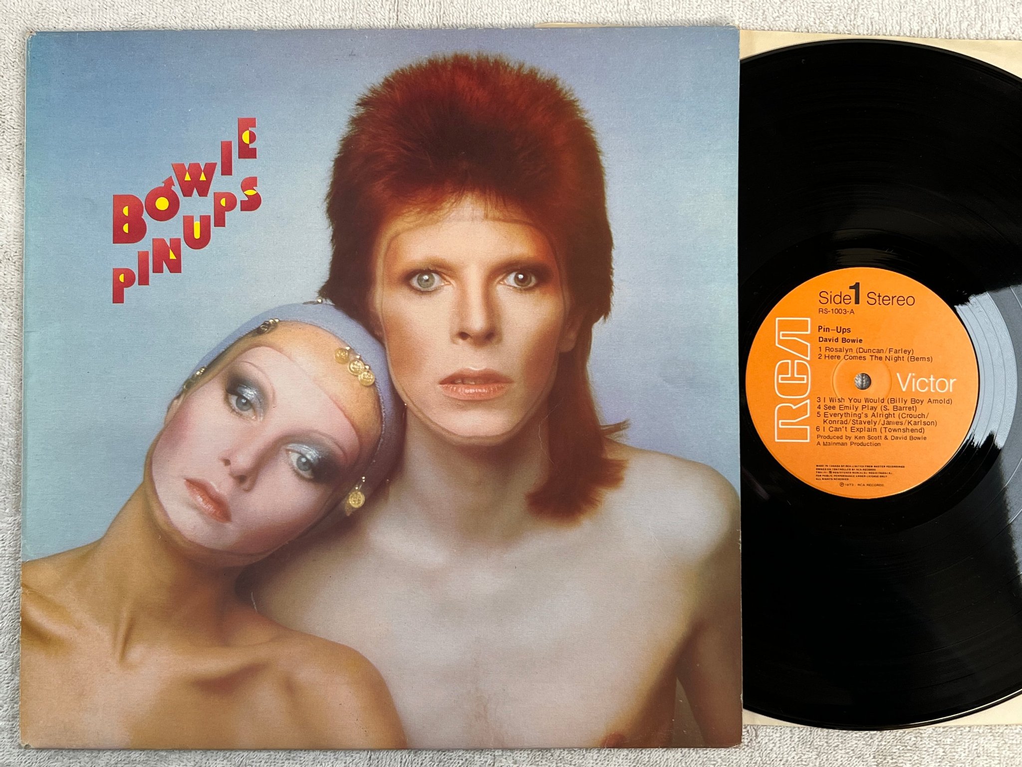 Omslagsbild för skivan DAVID BOWIE pin ups LP -73 Can ECA RS-1003