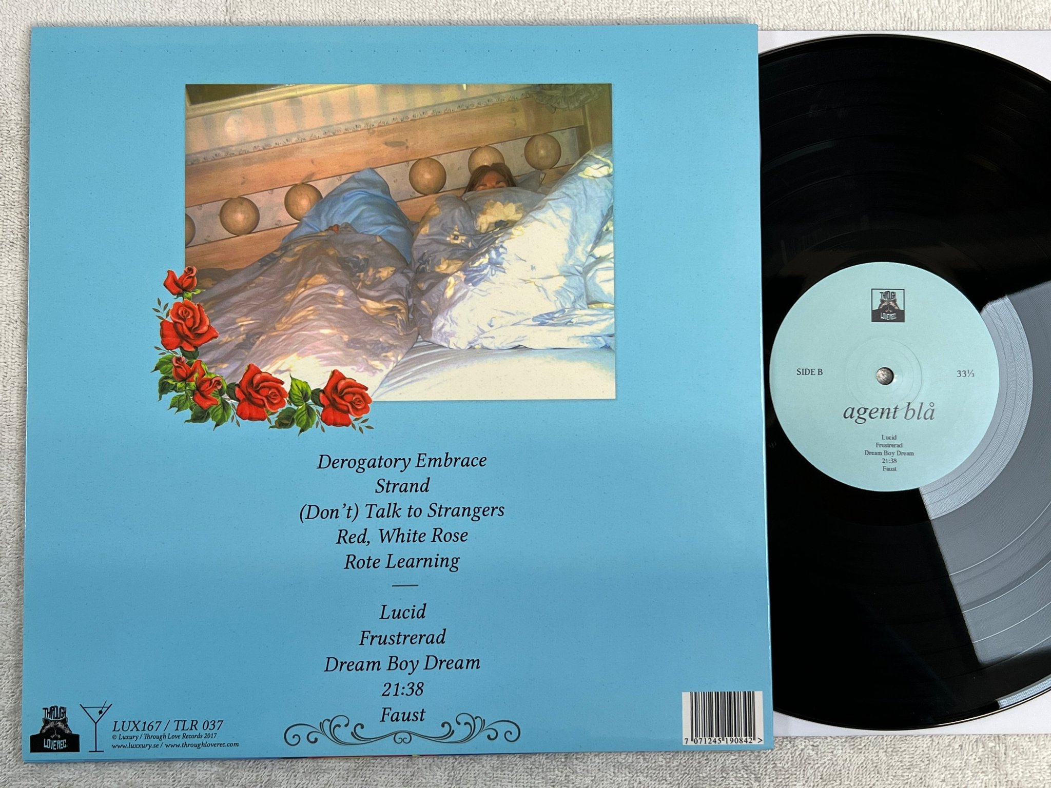 Omslagsbild för skivan AGENT BLÅ s/t LP 2017 Swe LUXURY LUX167 indie pop 