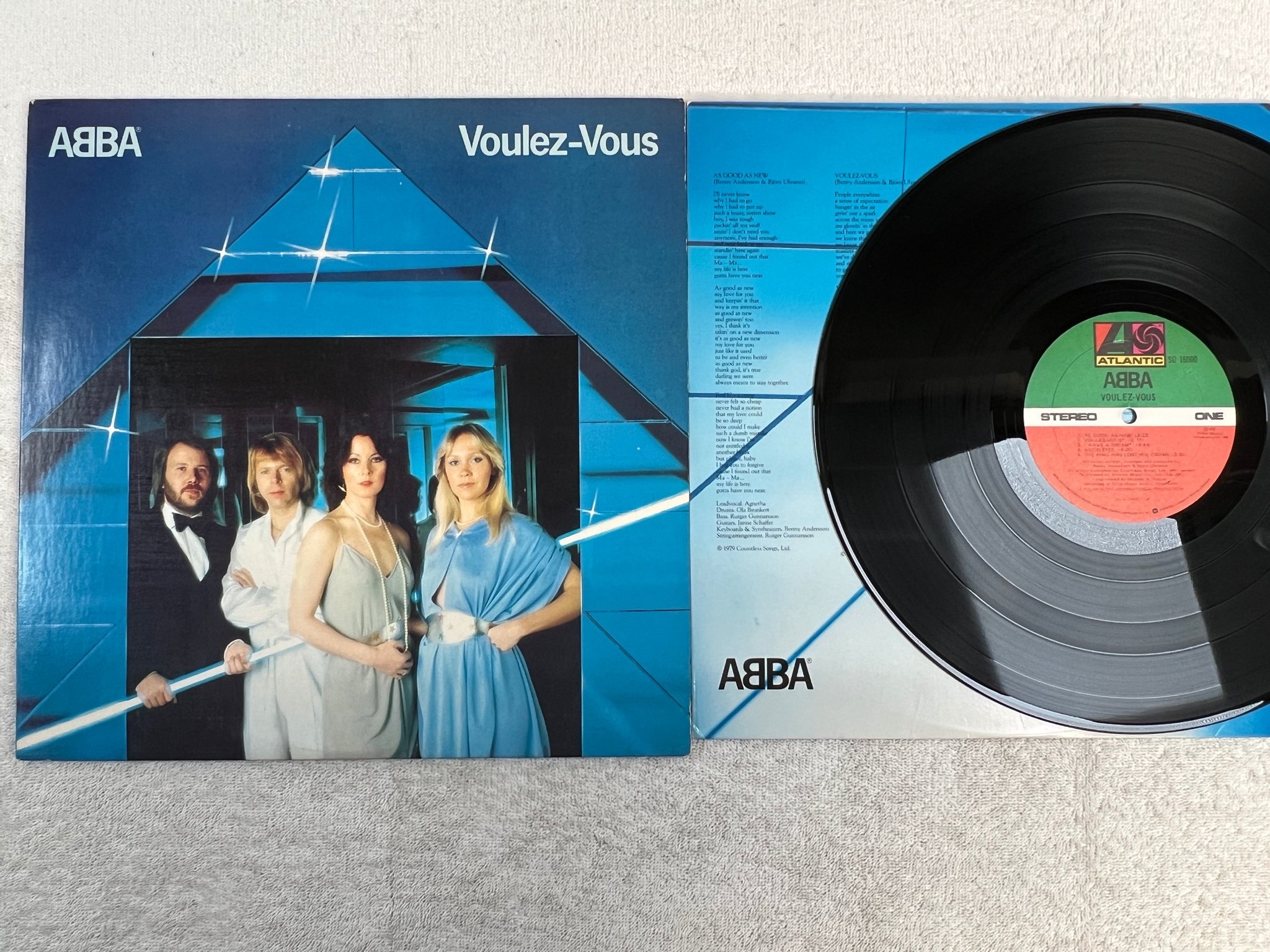 Omslagsbild för skivan ABBA voulez-vous LP -79 US ATLANTIC SD 16000