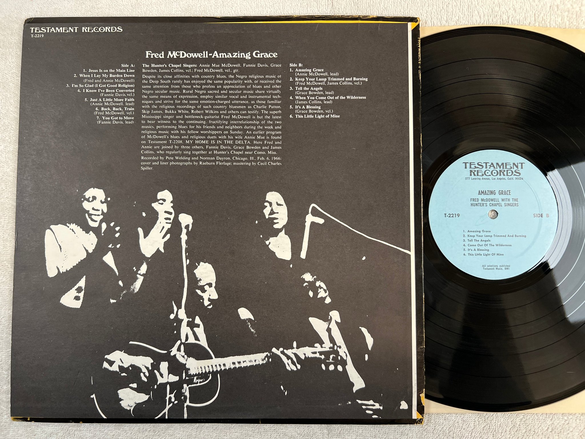 Omslagsbild för skivan FRED McDOWELL amazing grace LP -69 US TESTAMENT T-2219 country blues