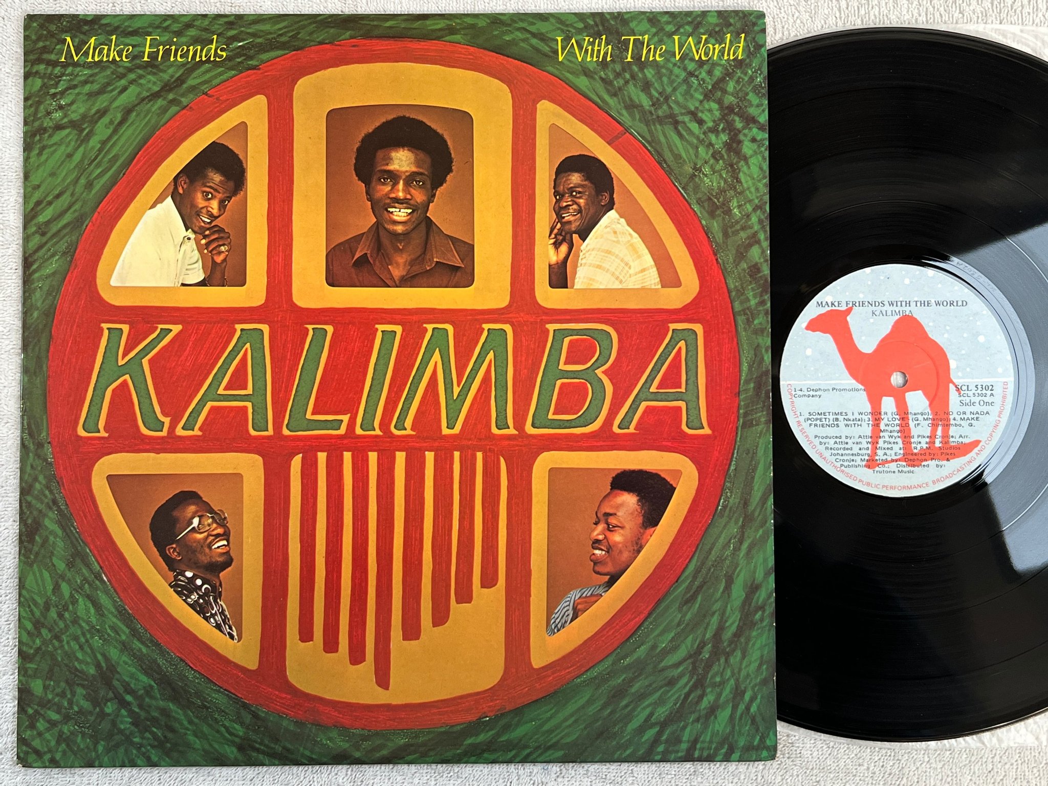 Omslagsbild för skivan KALIMBA make friends with the world LP South Africa SCL 5302 reggae