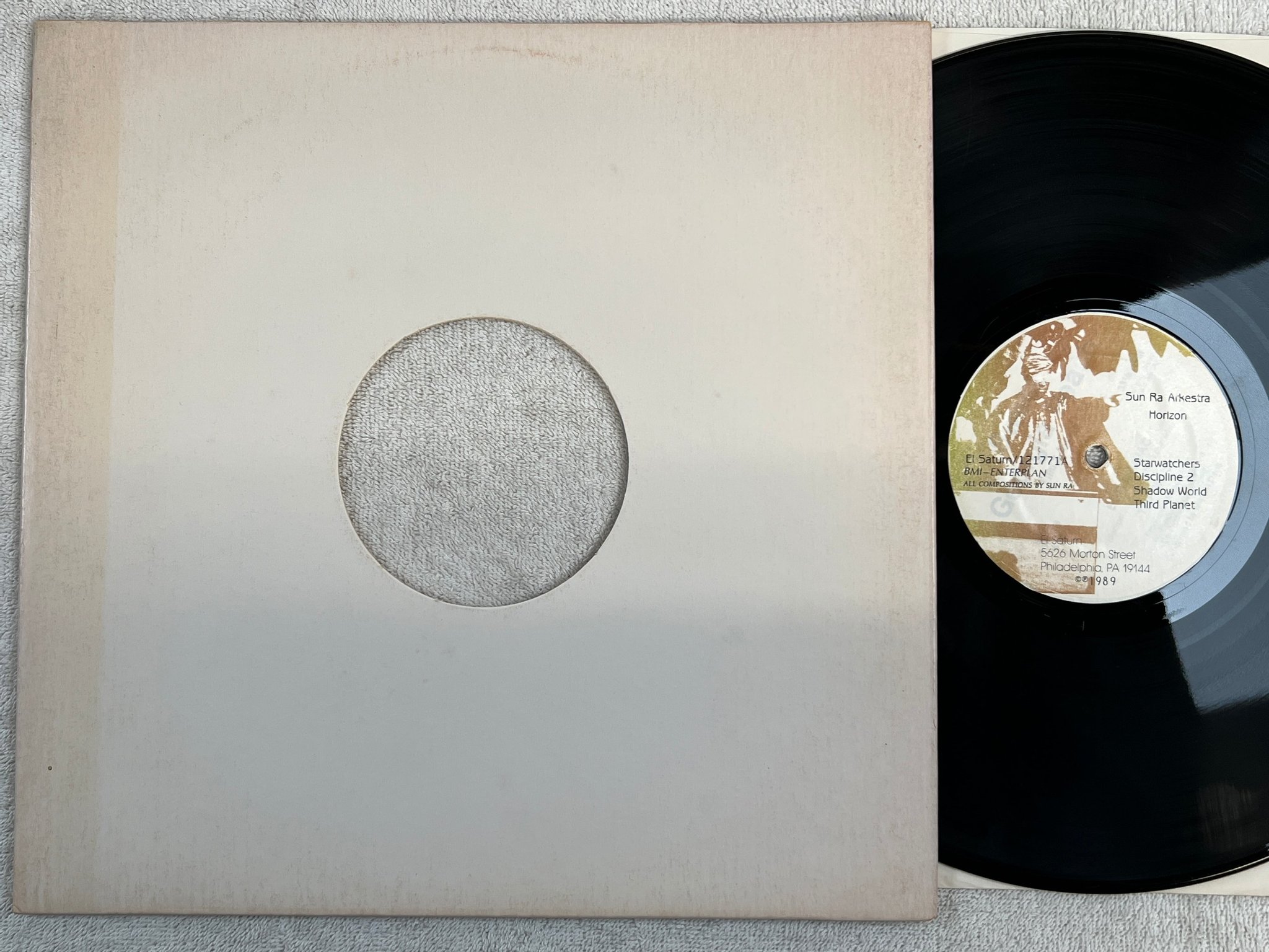 Omslagsbild för skivan SUN RA ARKESTRA horizon LP -89 EL SATURN 121771 free jazz ** RARE **