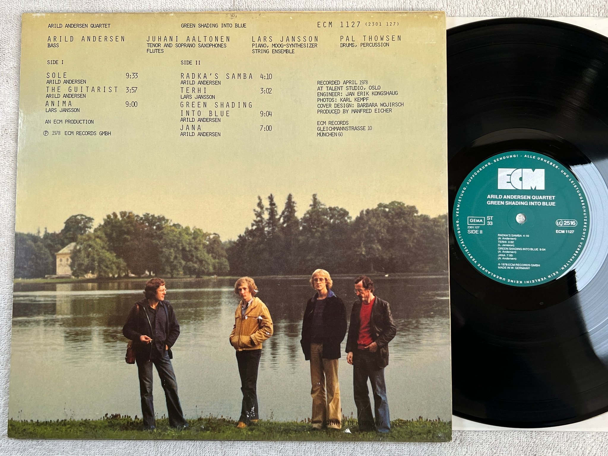 Omslagsbild för skivan ARILD ANDERSEN QUARTET green shading into blue LP -78 Ger ECM 1127