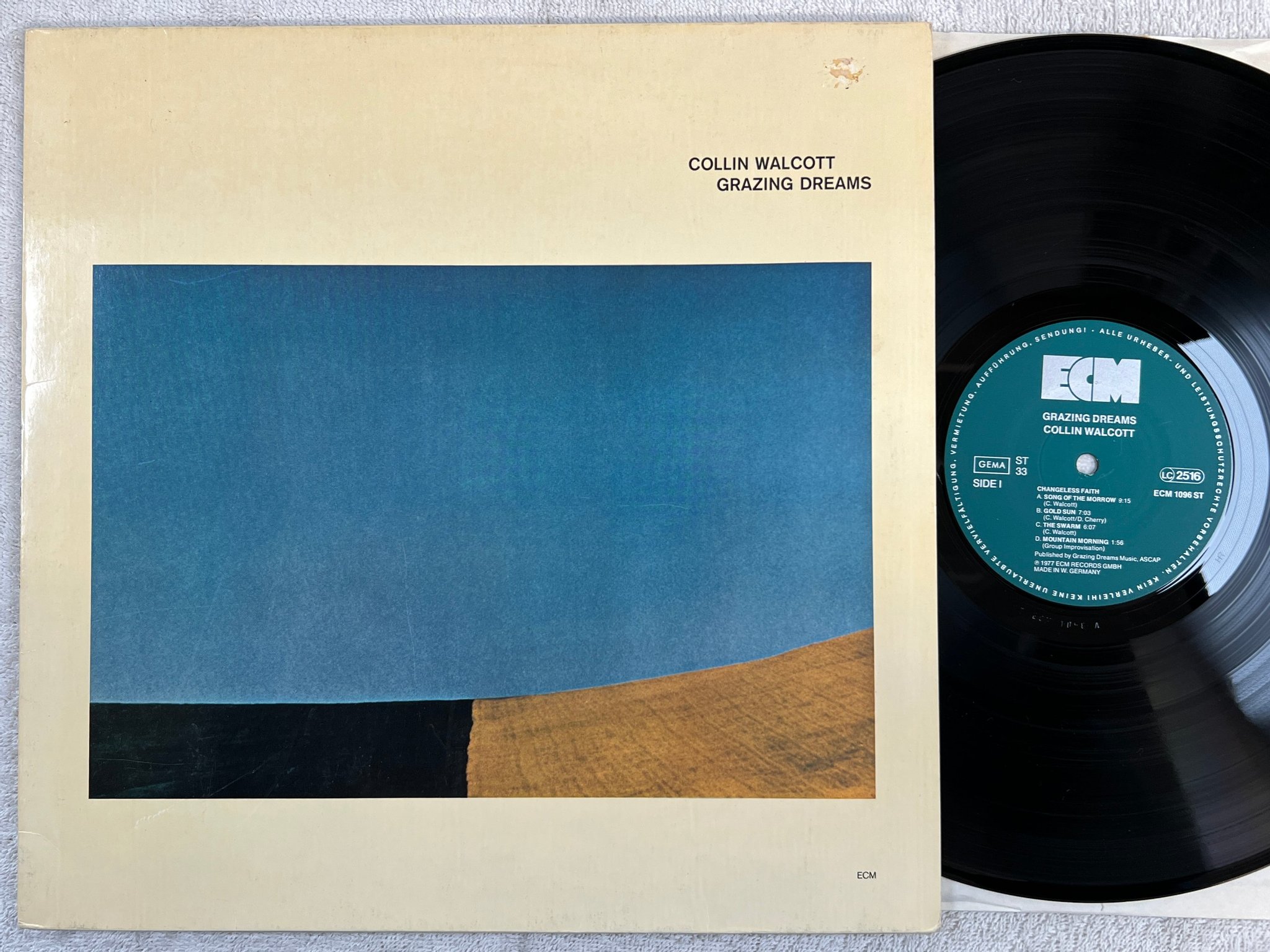Omslagsbild för skivan COLLIN WALCOTT grazing dreams LP -77 Ger ECM 1096 ST