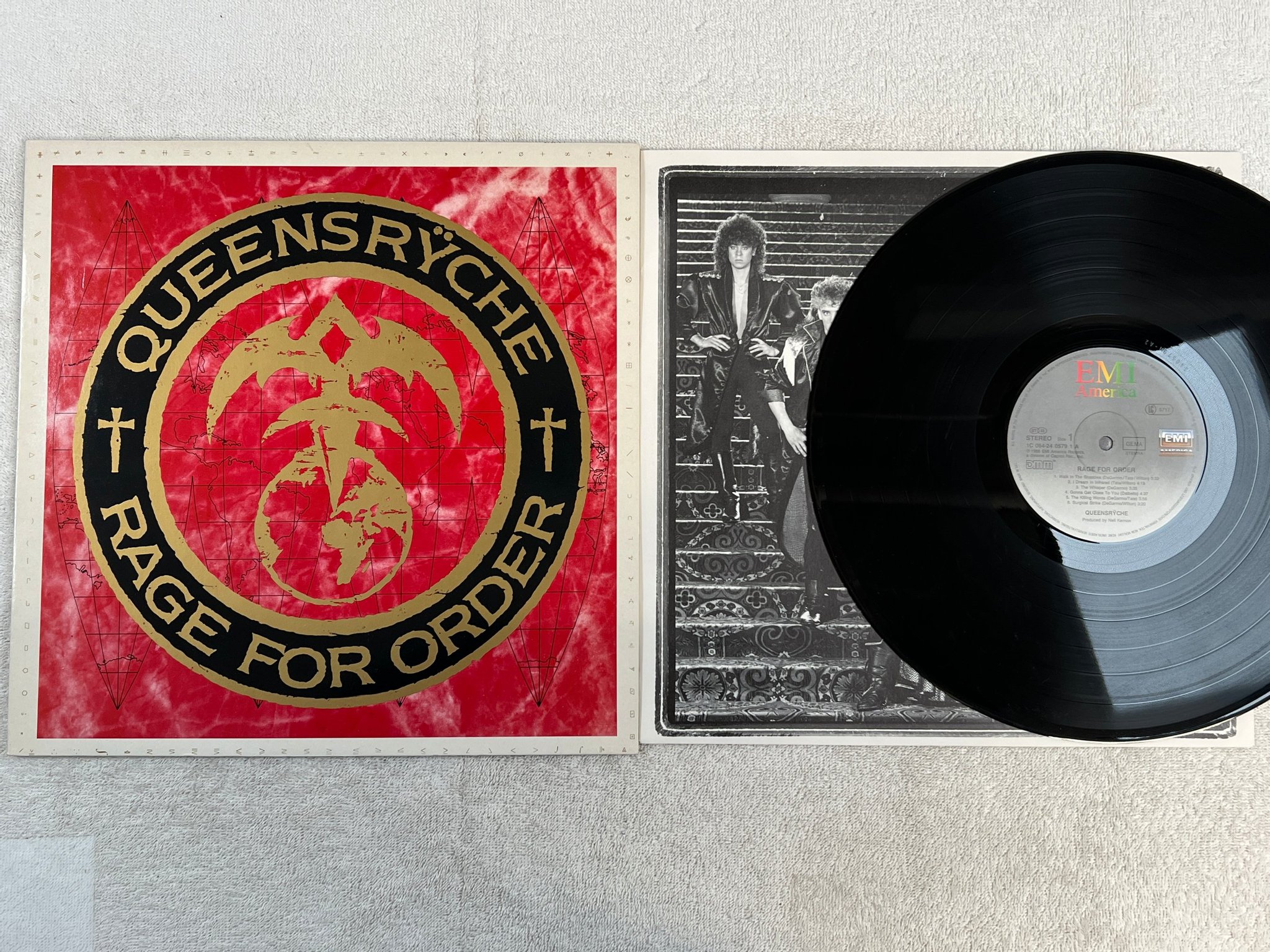 Omslagsbild för skivan QUEENSRYCHE Rage For Order LP -86 EMI America 1C 064 2405791