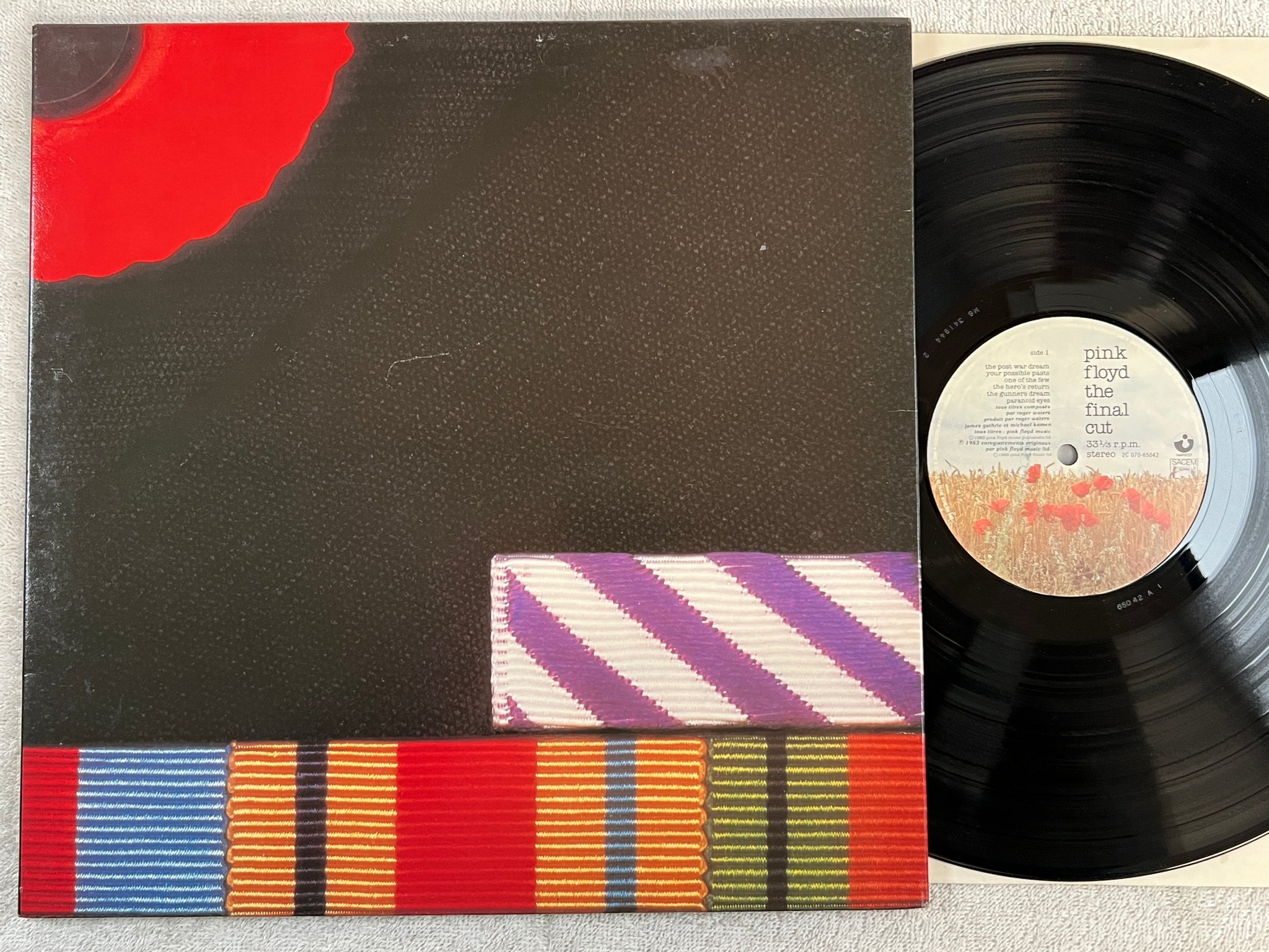 Omslagsbild för skivan PINK FLOYD the final cut LP -83 Fra HARVEST 2C 070-65042