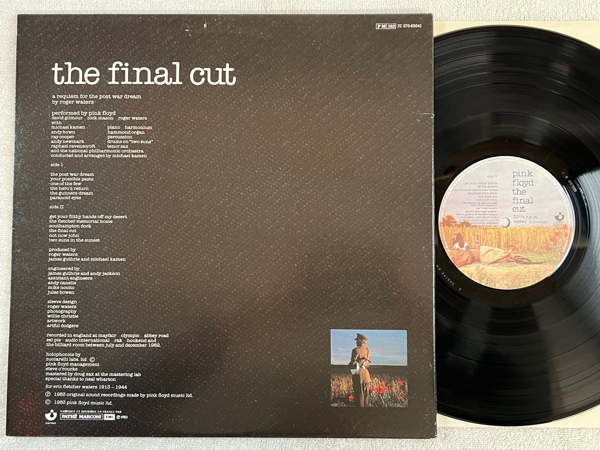 Omslagsbild för skivan PINK FLOYD the final cut LP -83 Fra HARVEST 2C 070-65042