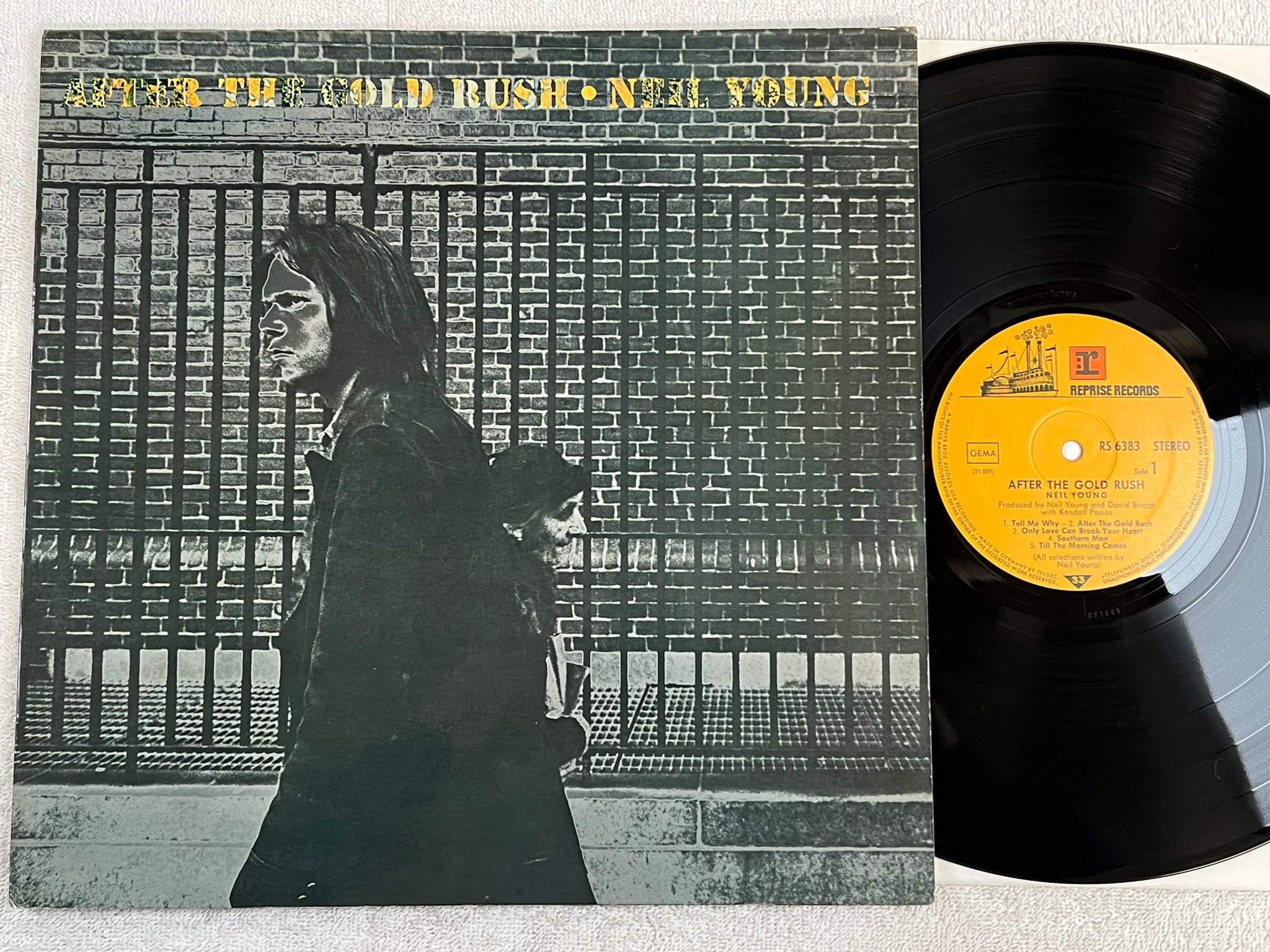 Omslagsbild för skivan NEIL YOUNG after the gold rush LP Ger REPRISE RS 6383