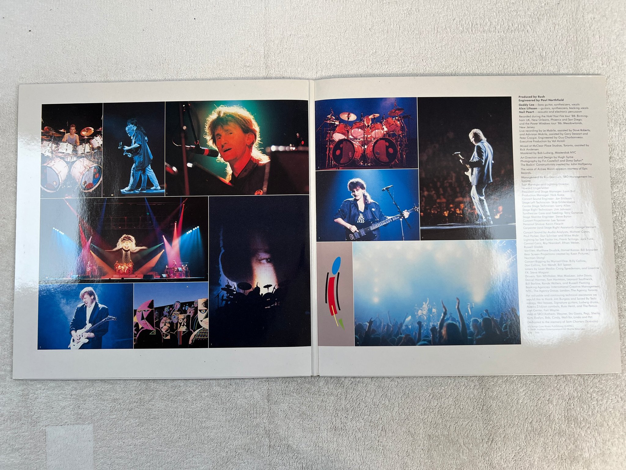 Omslagsbild för skivan RUSH a show of hands 2xLP -89 VERTIGO 836346-1