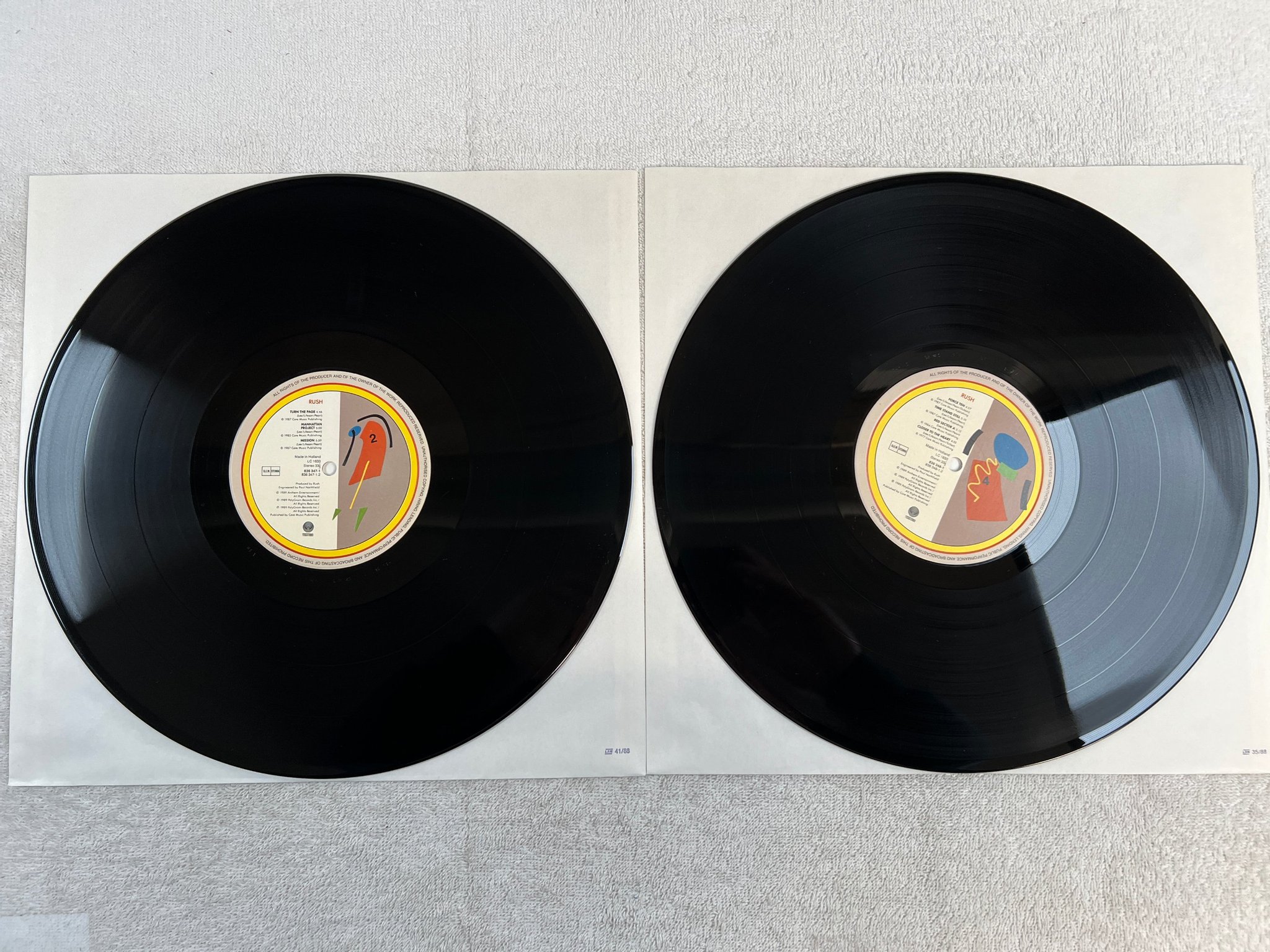 Omslagsbild för skivan RUSH a show of hands 2xLP -89 VERTIGO 836346-1