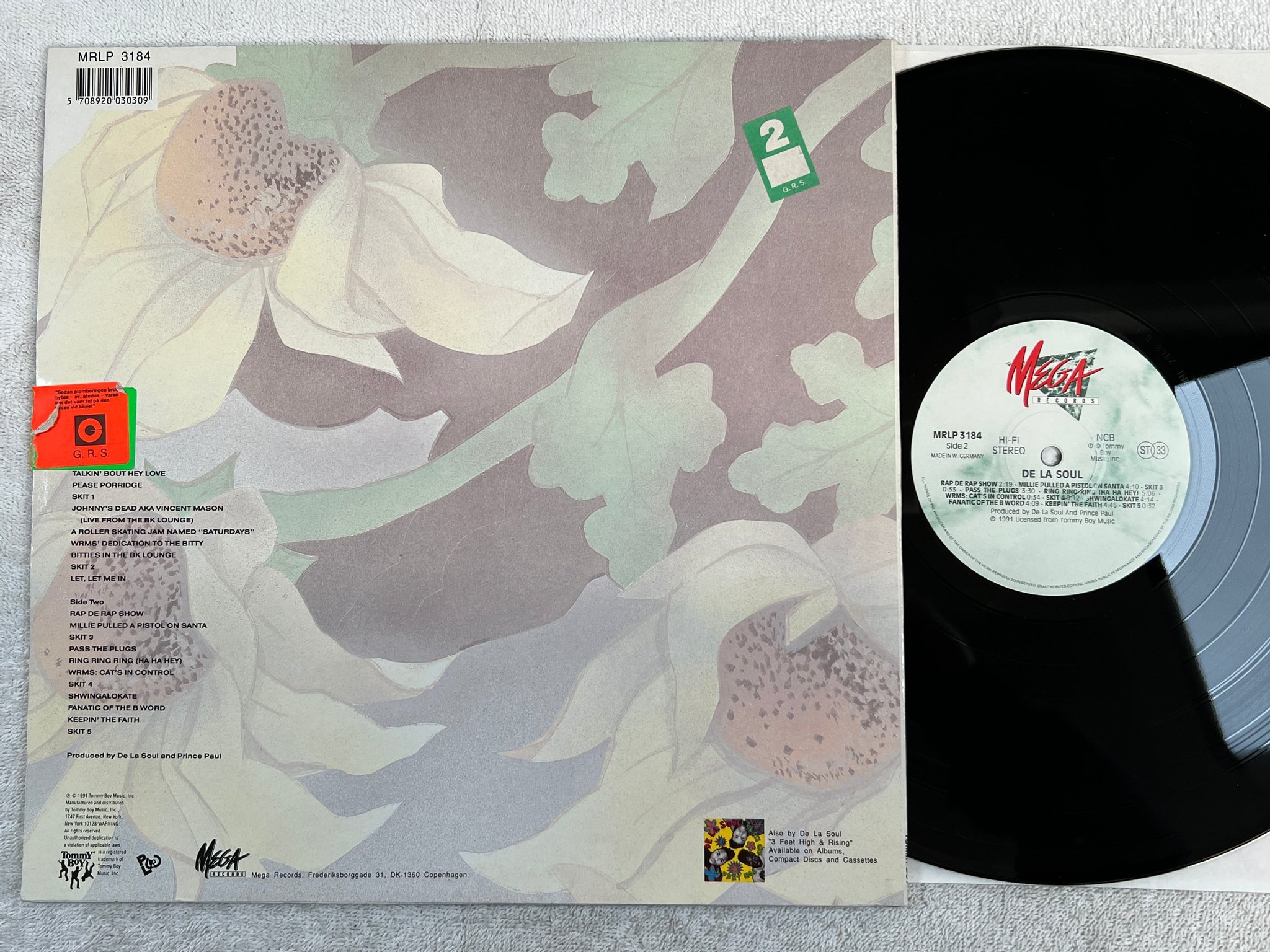 Omslagsbild för skivan DE LA SOUL is dead LP -91 Ger MEGA MRLP 3184