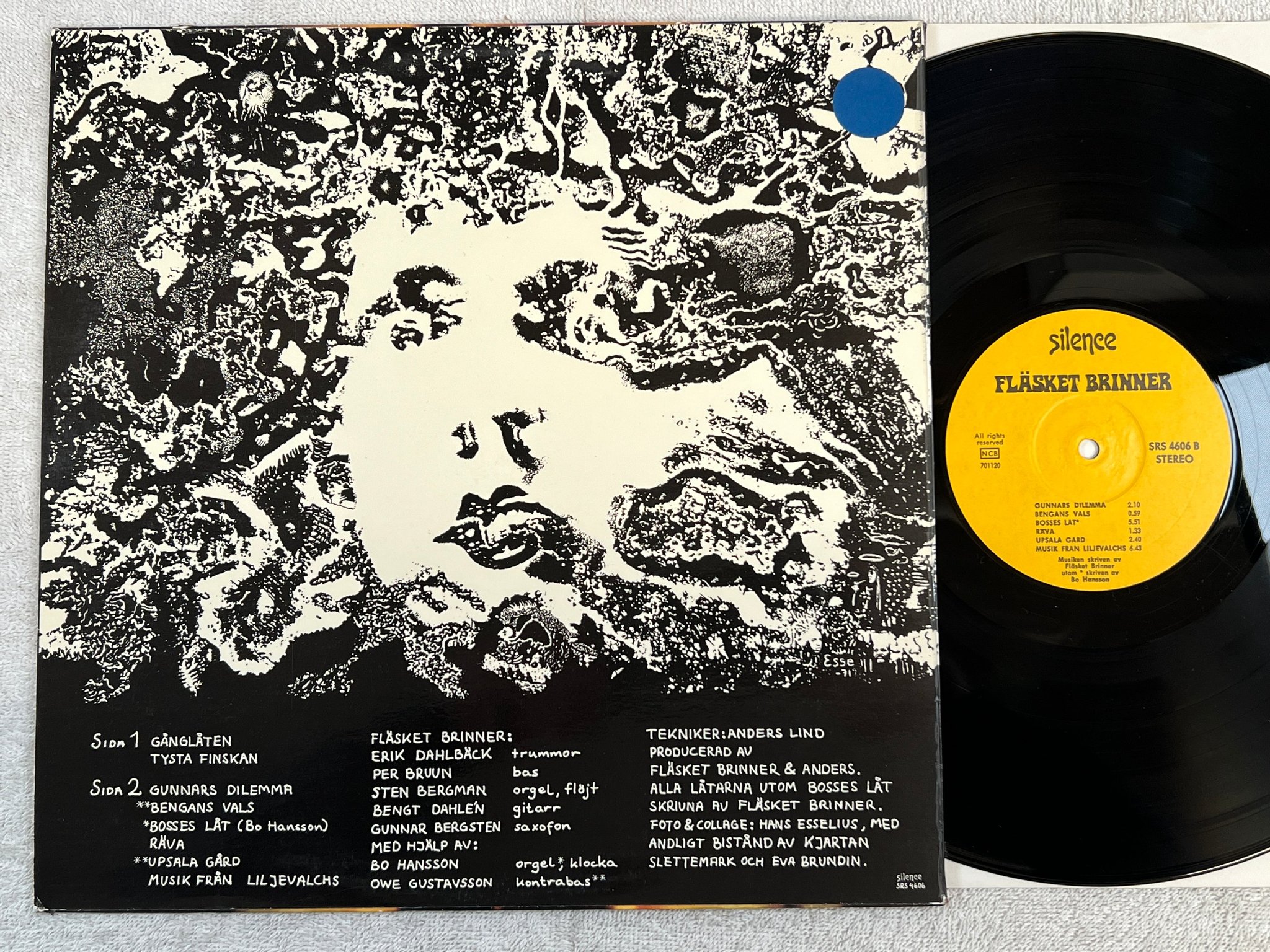Omslagsbild för skivan FLÄSKET BRINNER s/t LP -70 Swe SILENCE SRS 4606 