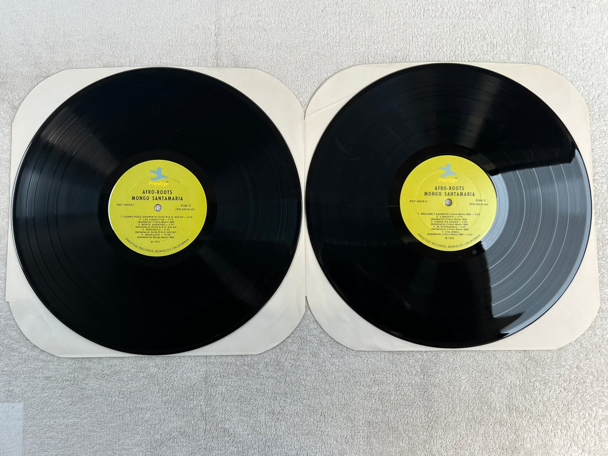 Omslagsbild för skivan MONGO SANTAMARIA afro-roots LP -72 US PRESTIGE PRT 240181