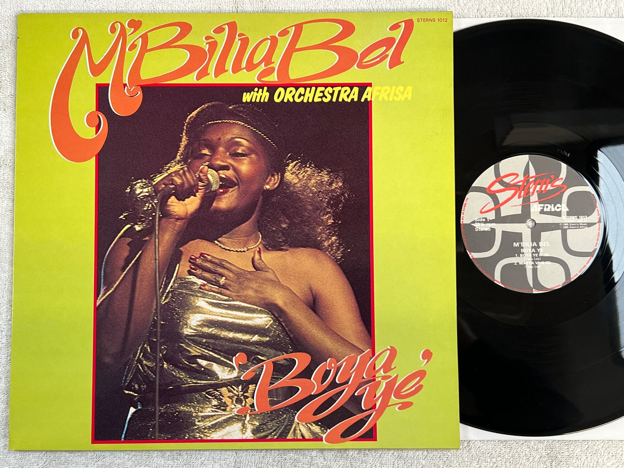 Omslagsbild för skivan M'BILIA BEL Boya Ye LP -85 UK sterns 1012 SOUKOUS