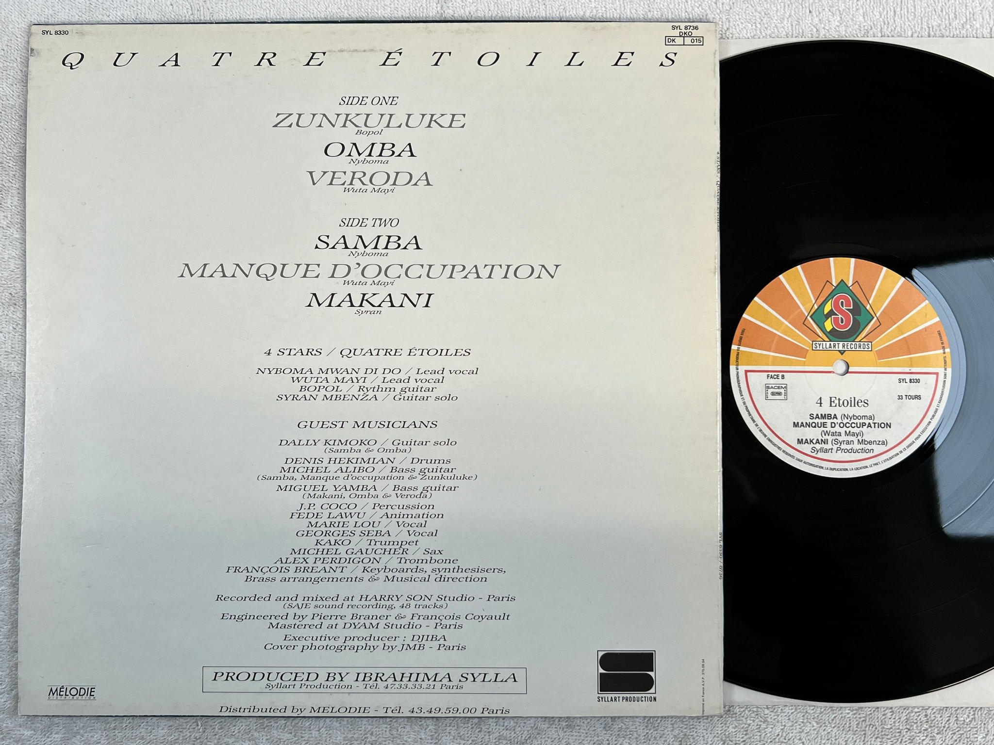 Omslagsbild för skivan 4 ETOILES 6 Tubes / 6 Hits LP -87 Fra SYLLART 8736 SOUKOUS