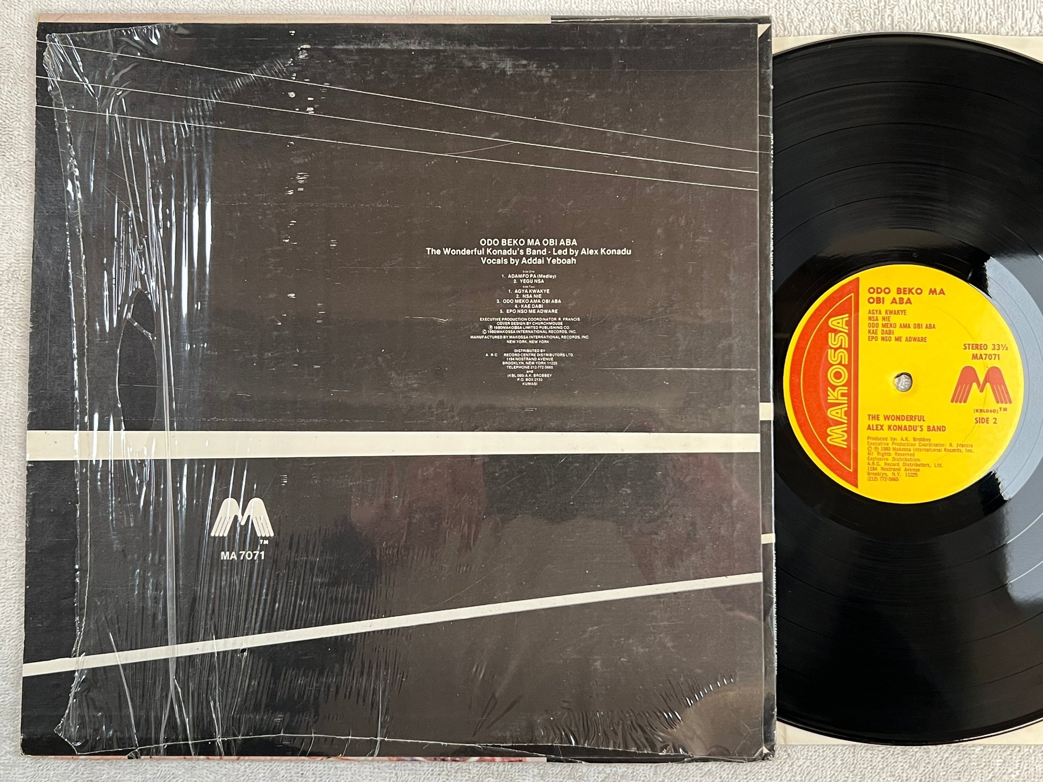 Omslagsbild för skivan ALEX KONADU'S BAND Odo Beko Ma Obi Aba LP -80 US MAKOSSA MA7071 highlife / afrof