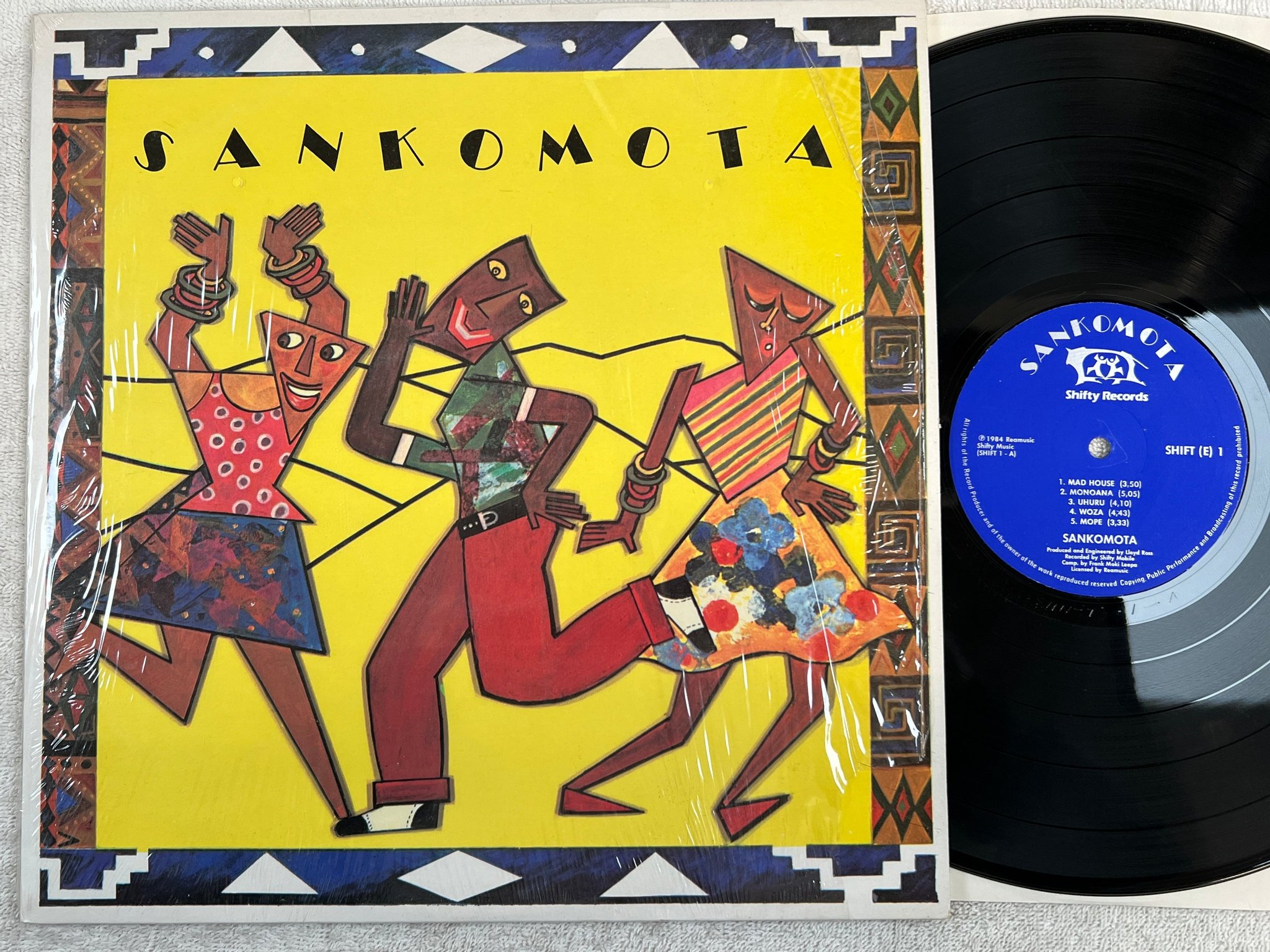 Omslagsbild för skivan SANKOMOTA s/t LP -84 SOUTH AFRICA Shifty SHIFT 1  jazz / afrobeat 