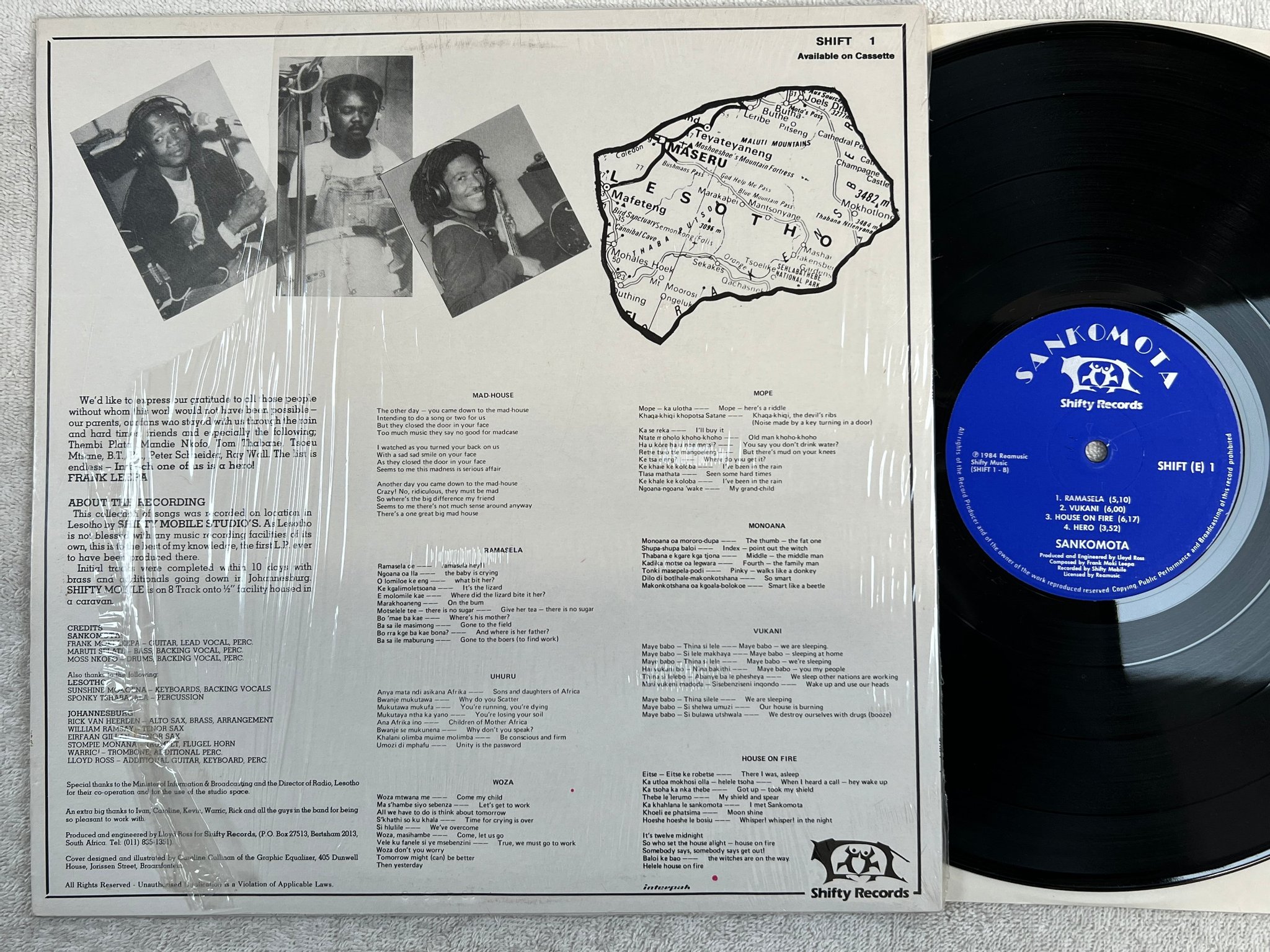 Omslagsbild för skivan SANKOMOTA s/t LP -84 SOUTH AFRICA Shifty SHIFT 1  jazz / afrobeat 