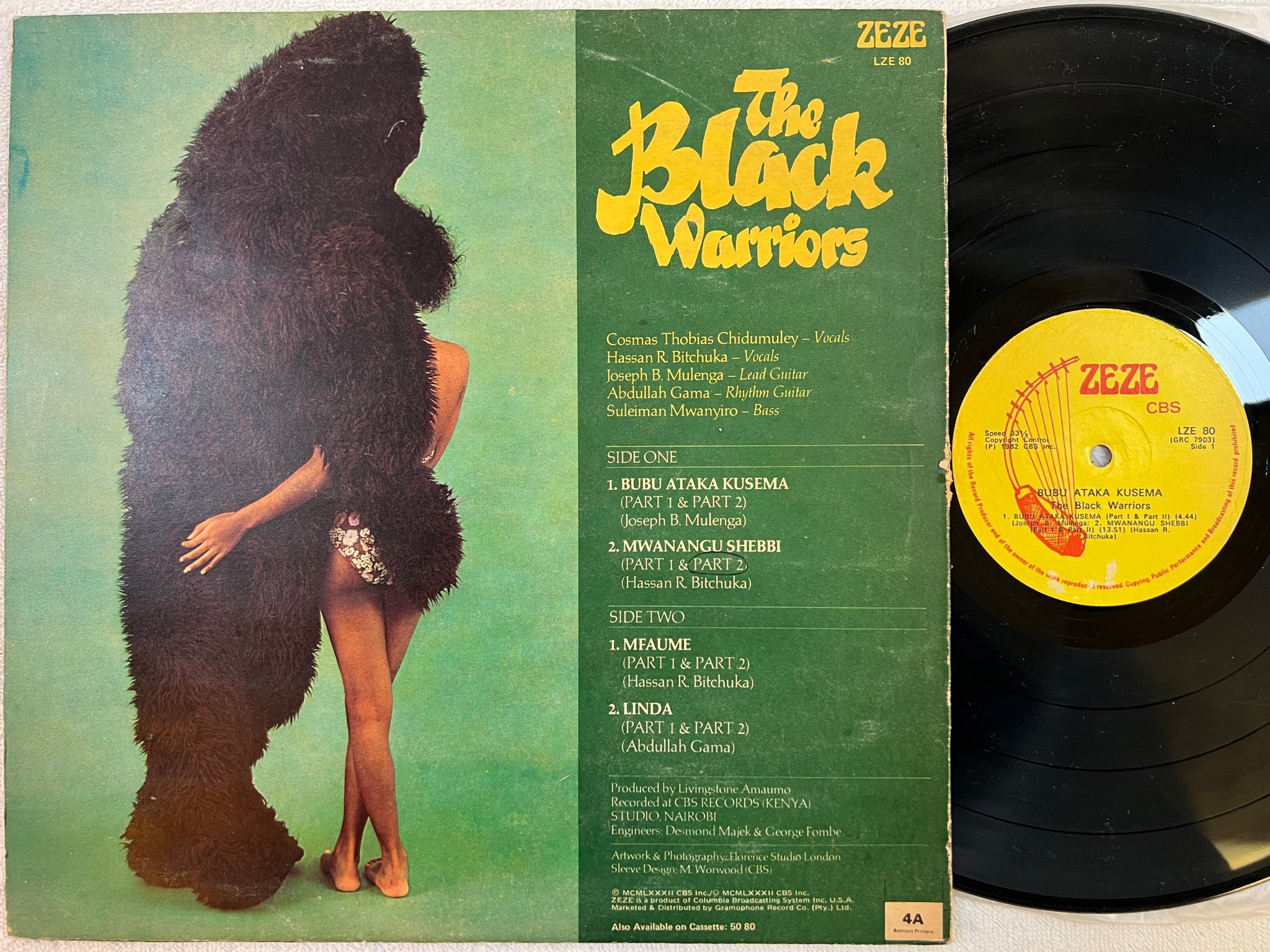 Omslagsbild för skivan THE BLACK WARRIORS Bubu Ataka Kusema LP -82 KENYA ZEZ LZE-80 ** RARE **