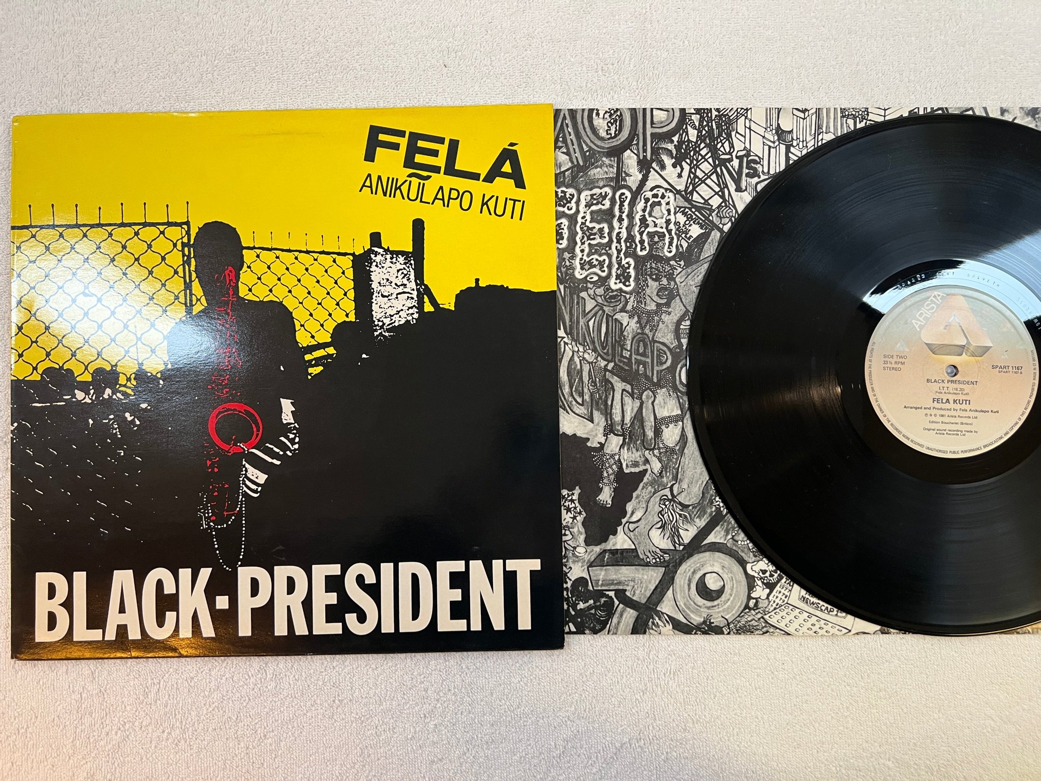 Omslagsbild för skivan FELA KUTI black president LP -81 UK ARISTA SPART 1167 afro funk