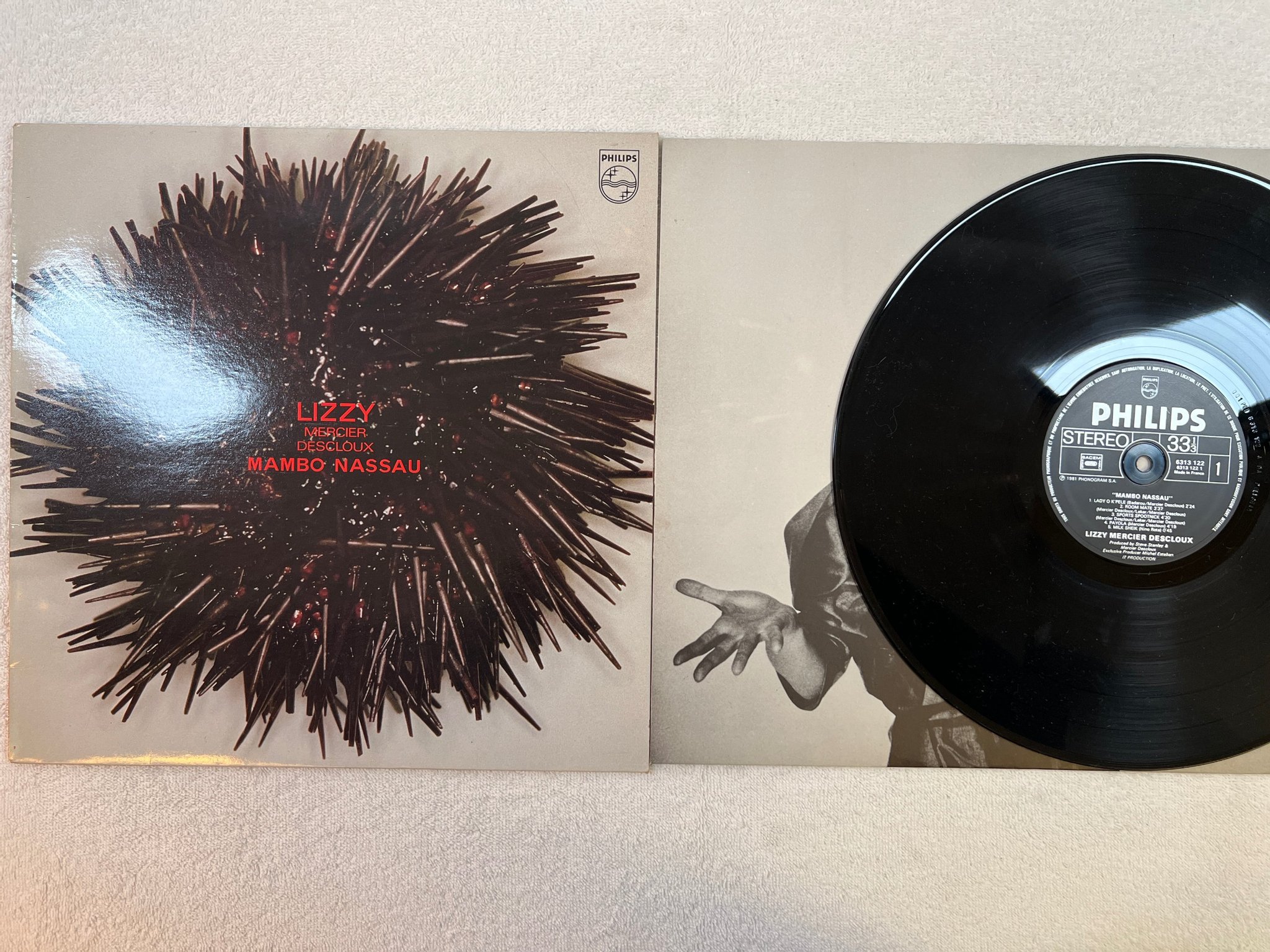 Omslagsbild för skivan LIZZY MERCIER DESCLOUX Mambo Nassau LP -81 Fra PHILIPS 6313122