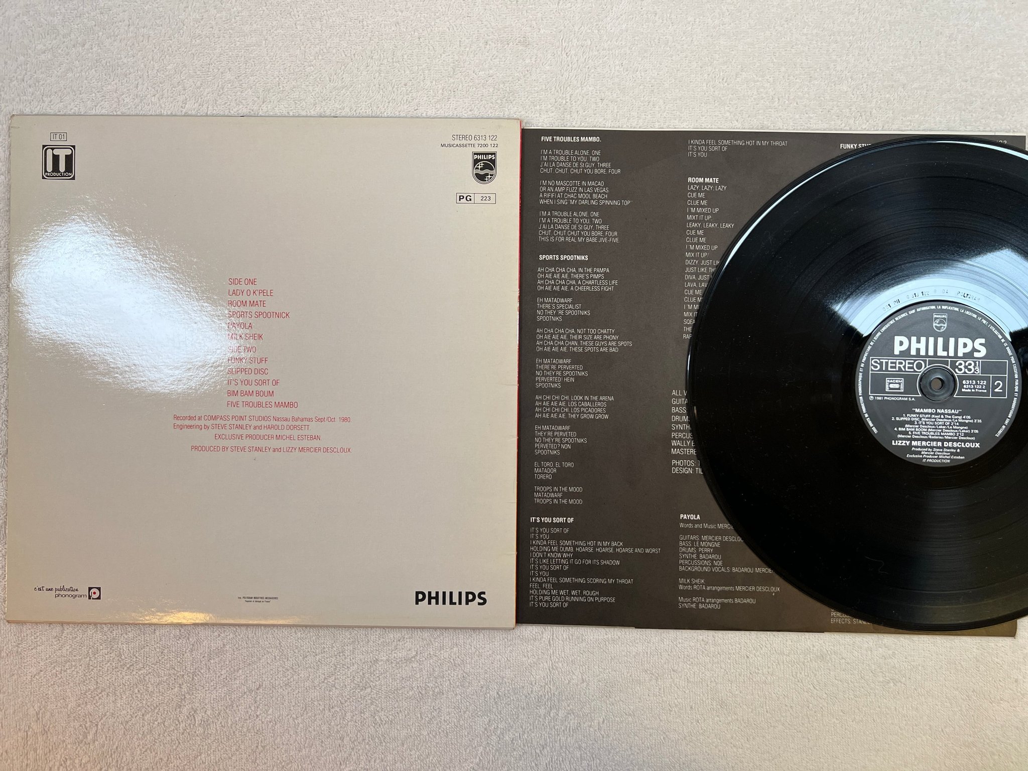 Omslagsbild för skivan LIZZY MERCIER DESCLOUX Mambo Nassau LP -81 Fra PHILIPS 6313122