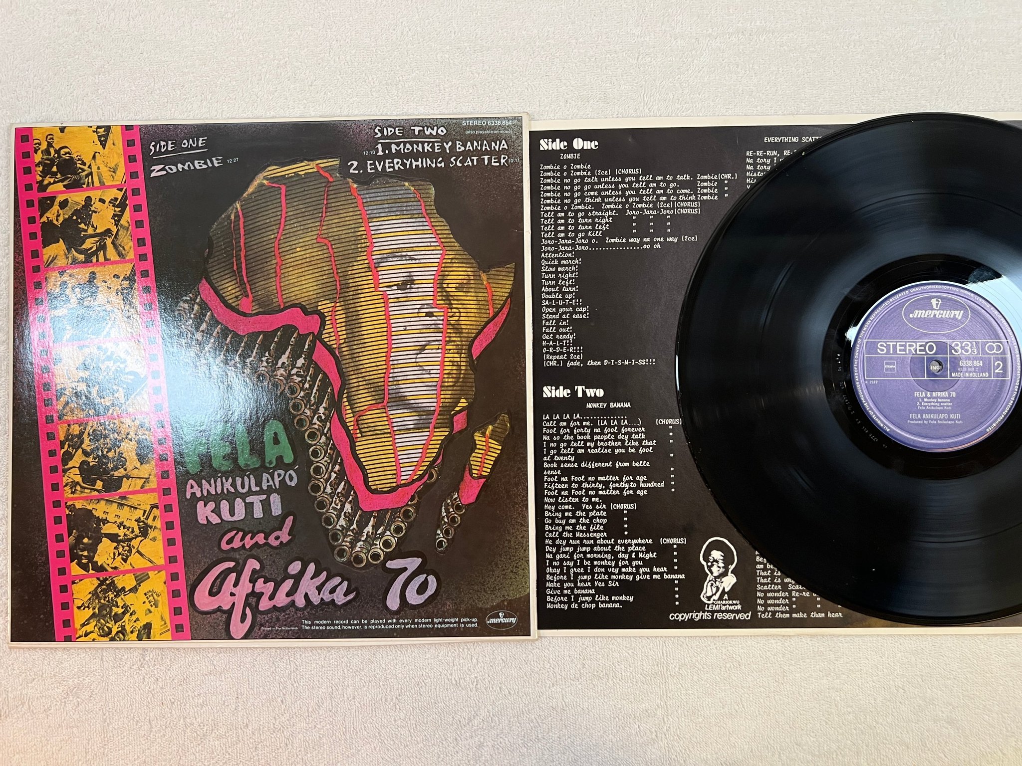 Omslagsbild för skivan FELA & THE AFRICA 70 zombie LP -77 Hol MERCURY 6338864 afrofunk