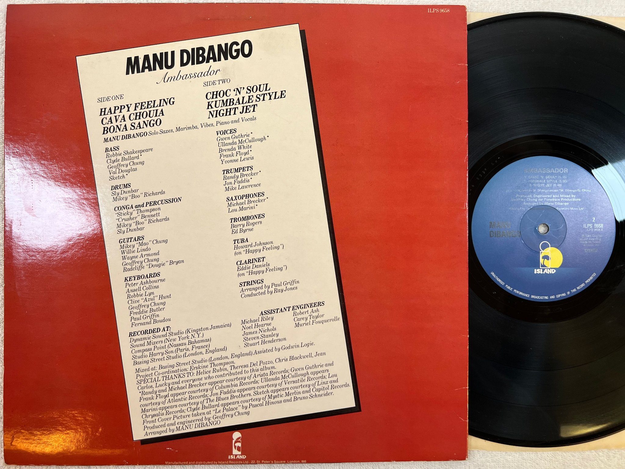 Omslagsbild för skivan Manu Dibango Ambassador LP -81 UK ISLAND ILPS 9658