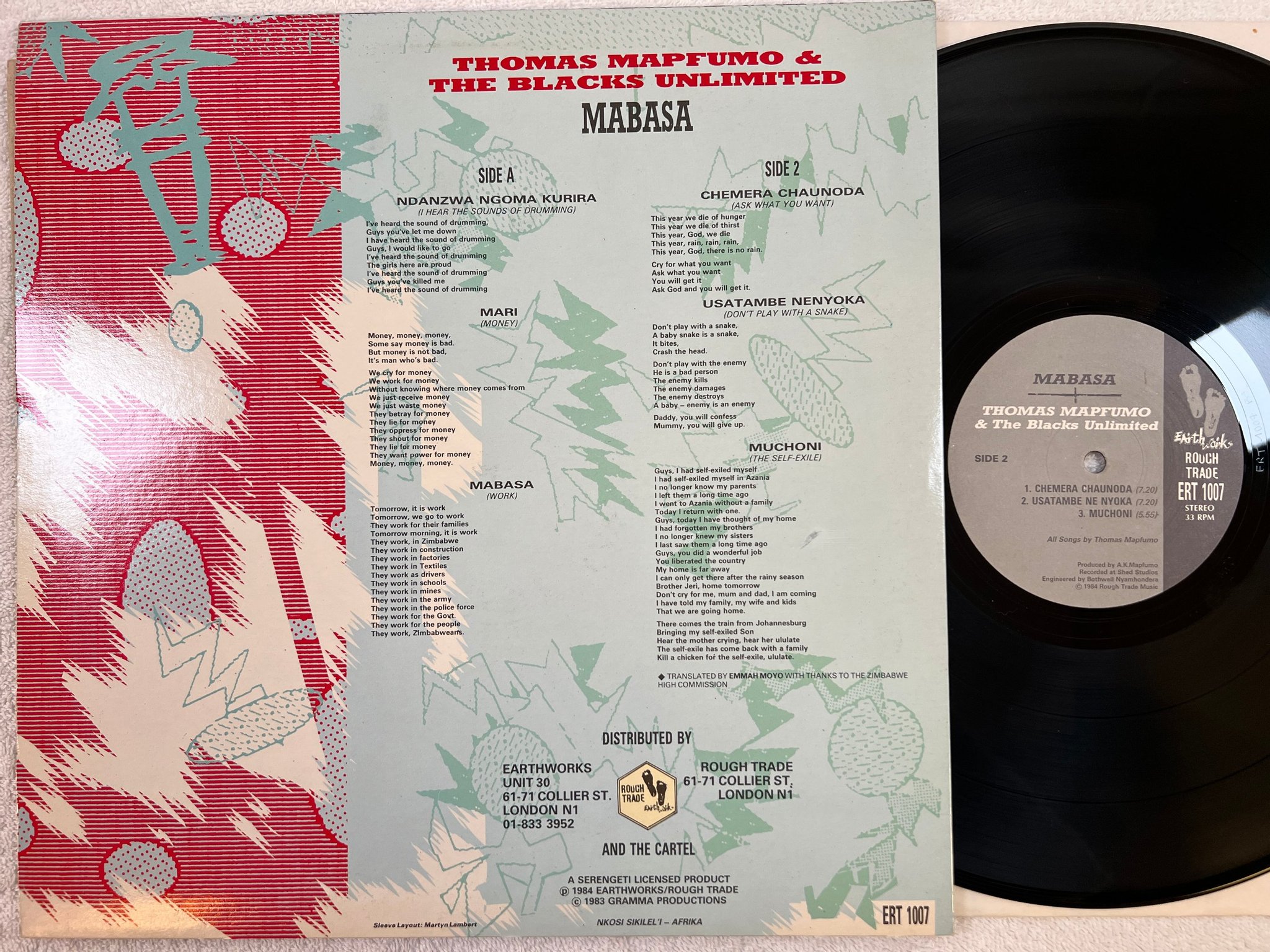 Omslagsbild för skivan THOMAS MAPFUMO & THE BLACKS UNLIMITED Mabasa LP -84 UK ROUGH TRADE ERT 1007