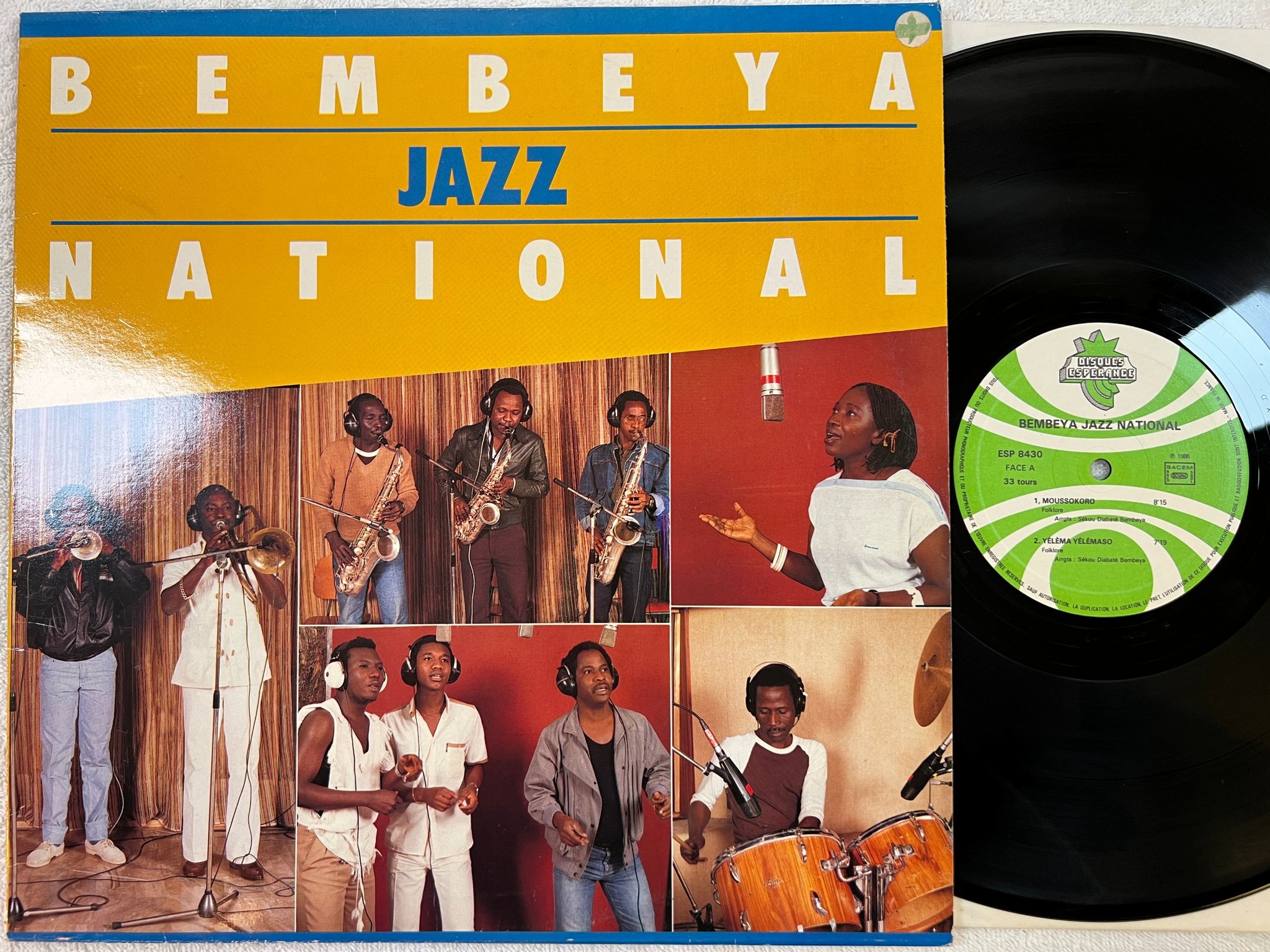 Omslagsbild för skivan BEMBEYA JAZZ NATIONAL s/t LP -86 DISQUES ESPERANCE  ESP 8430